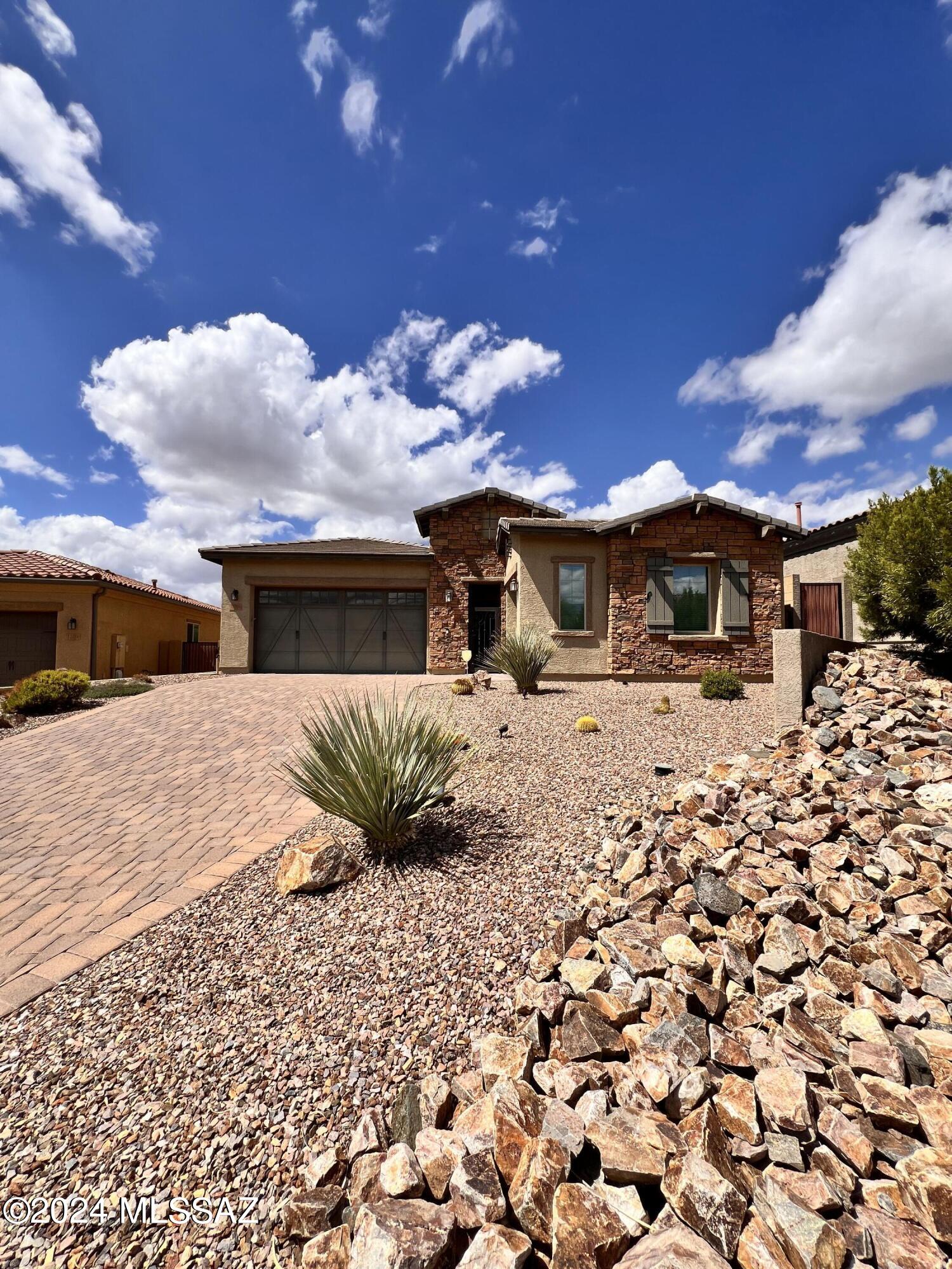 13289 N Rainbow Cactus Court — photo