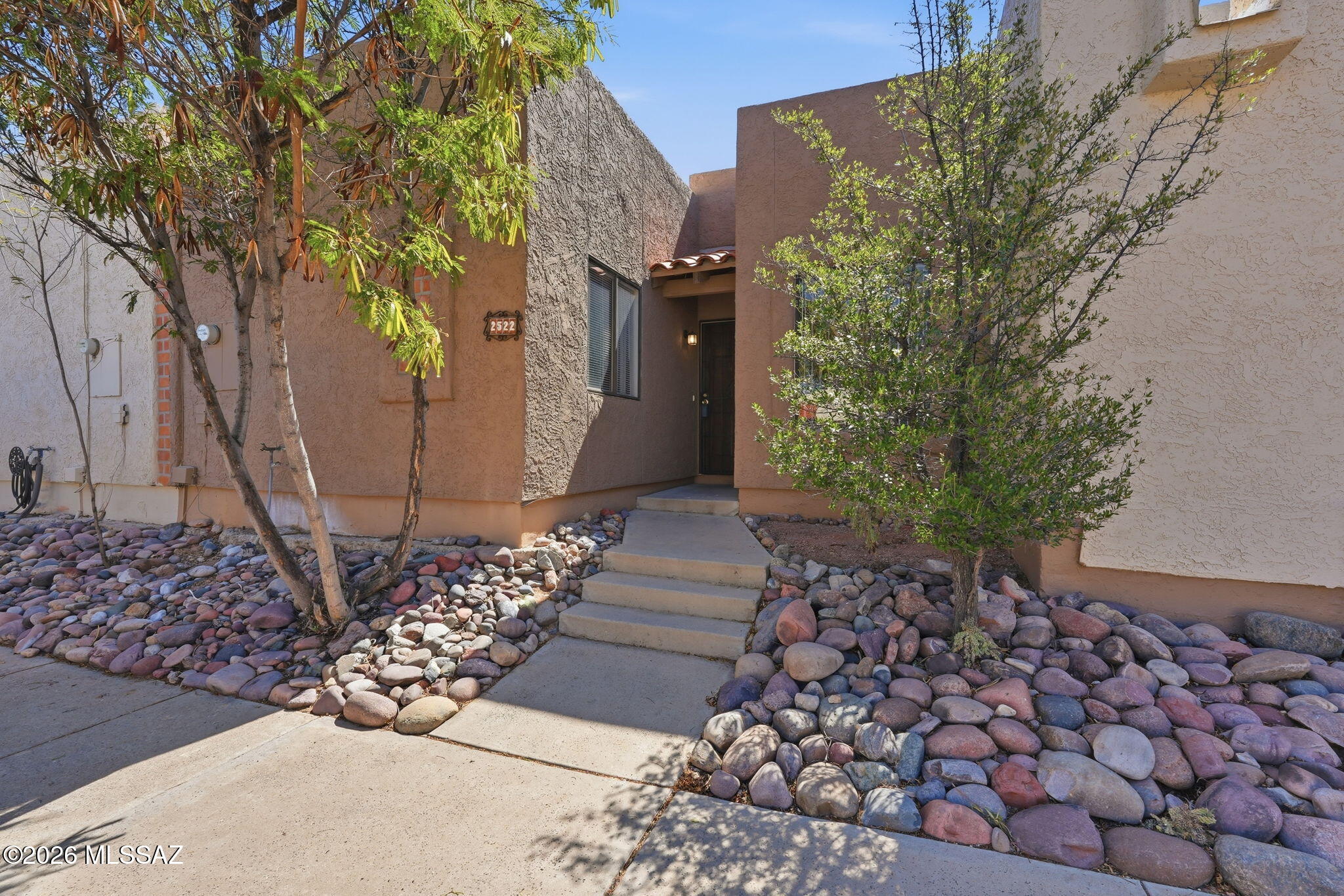 2522 N Ironwood Ridge Drive . — photo