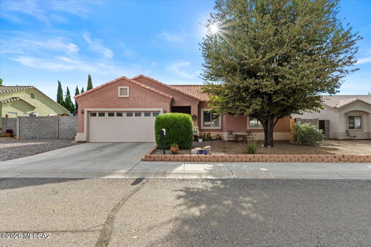 1710 N Cota Lane — photo