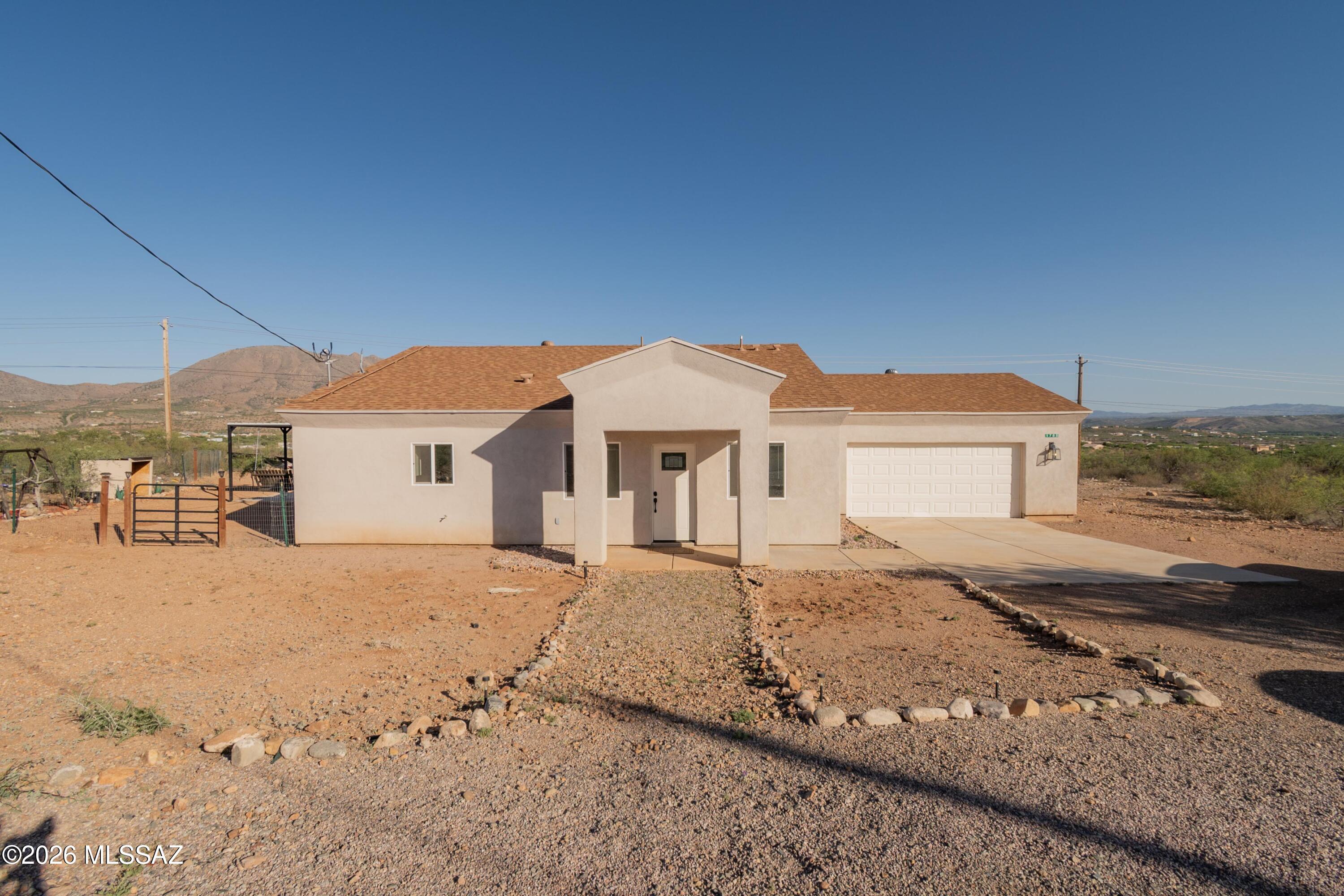 1785 Dove Court — photo