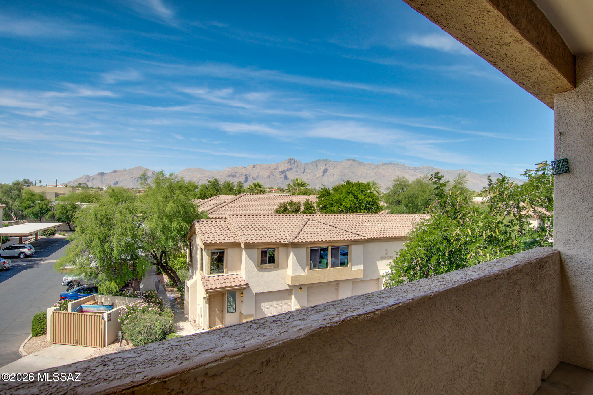 2550 E River Road 20305 — photo