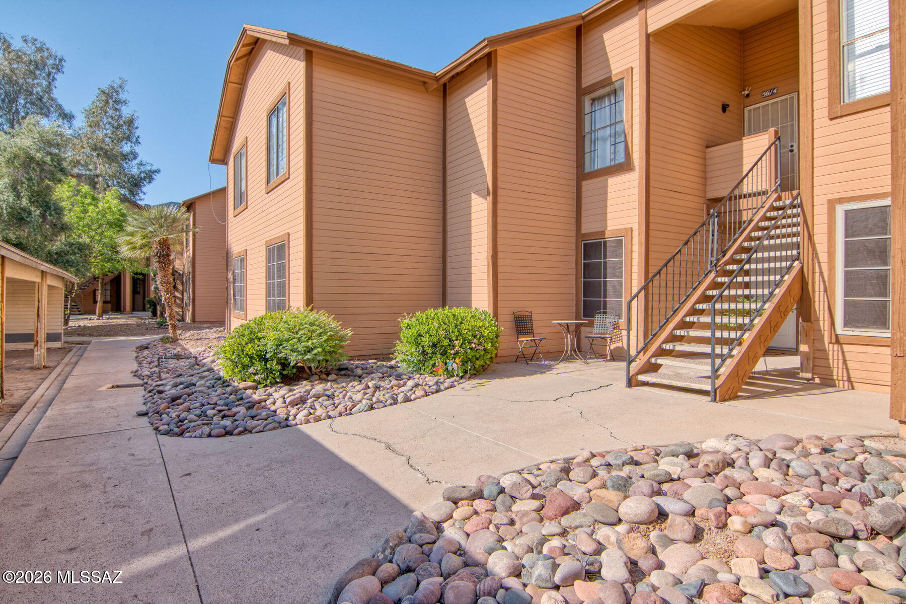 5614 S Wood Crest Drive — photo
