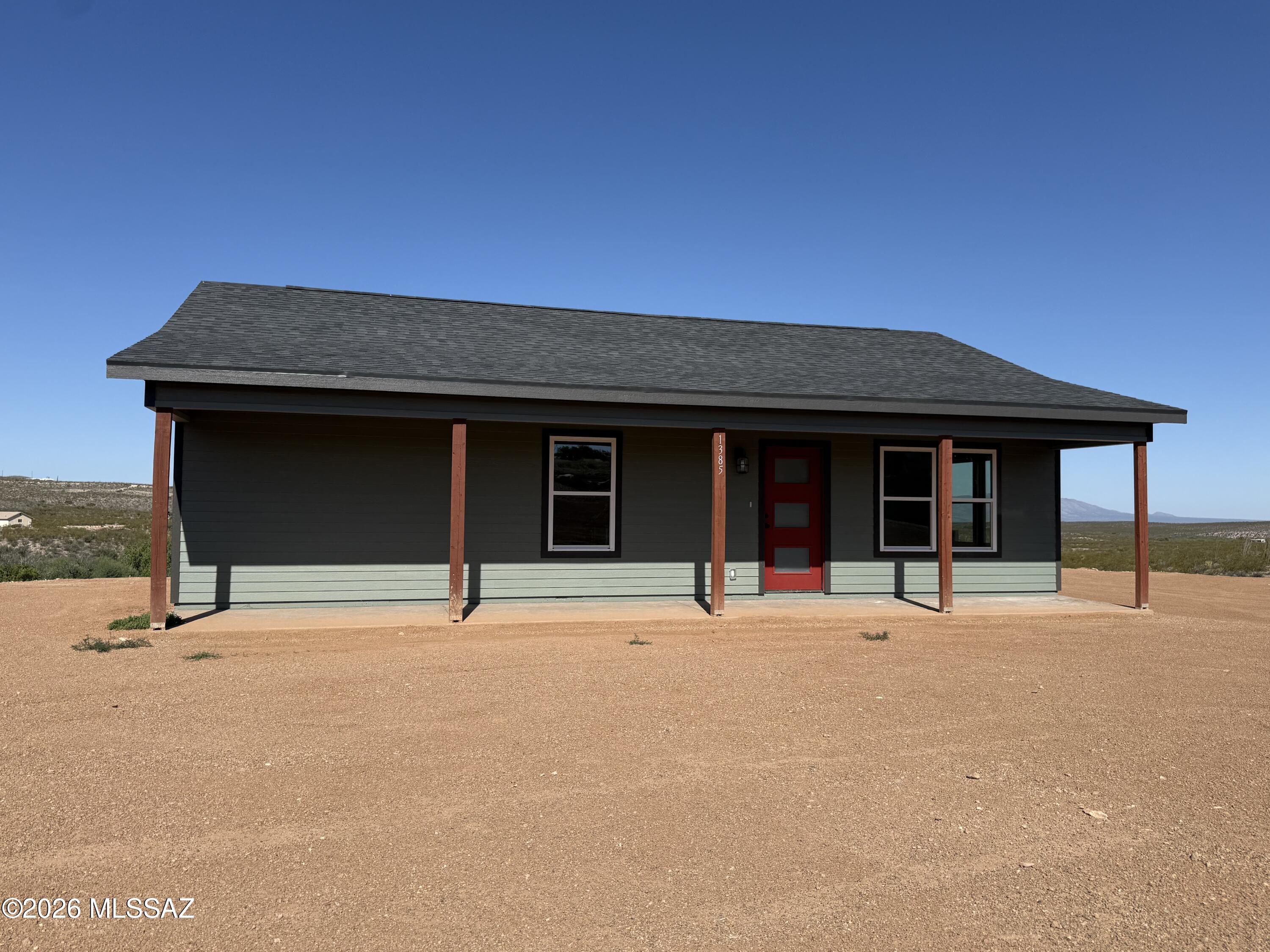 1385 N Saddleback Circle — photo