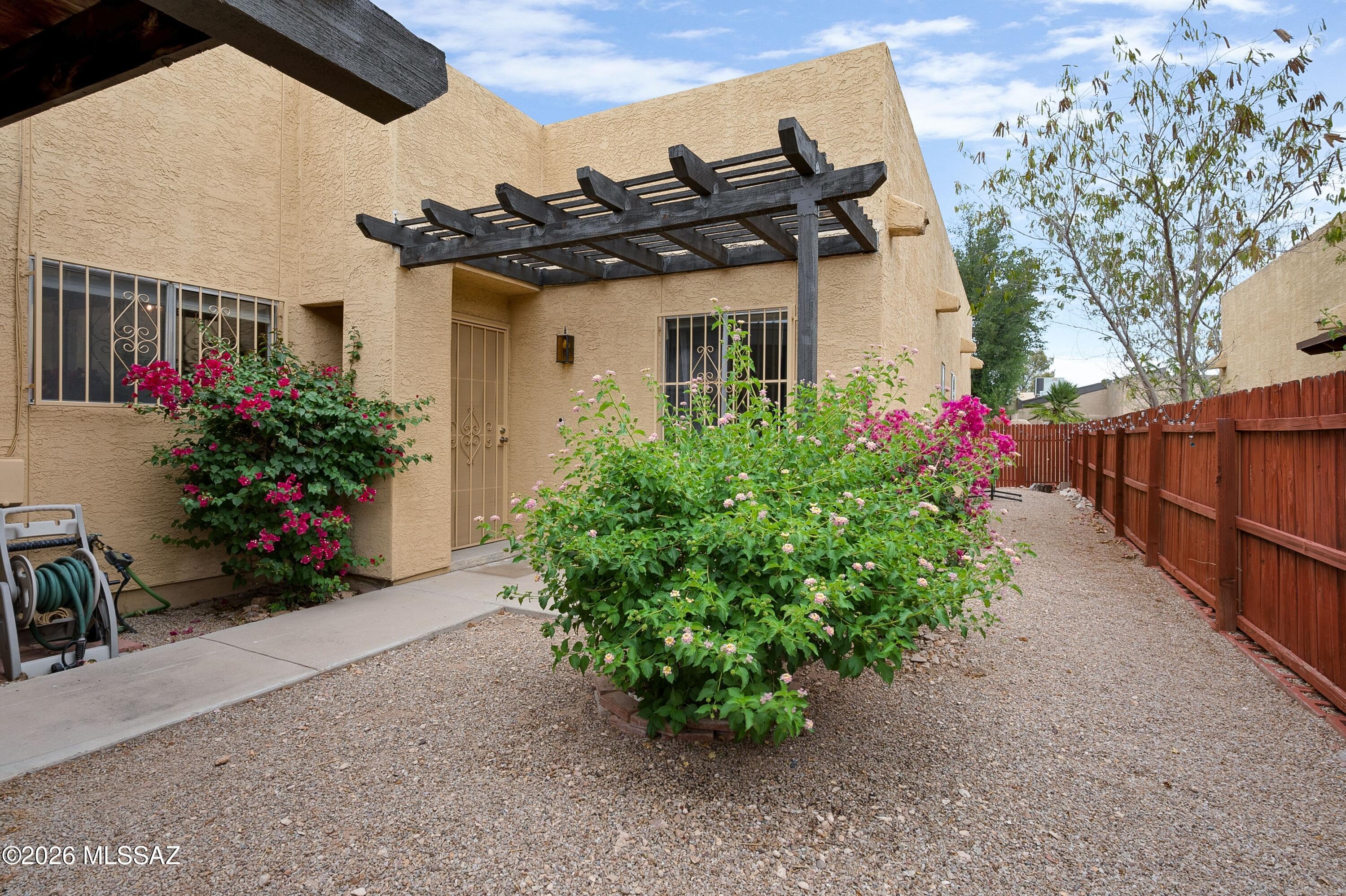 2402 W Drachman Street — photo