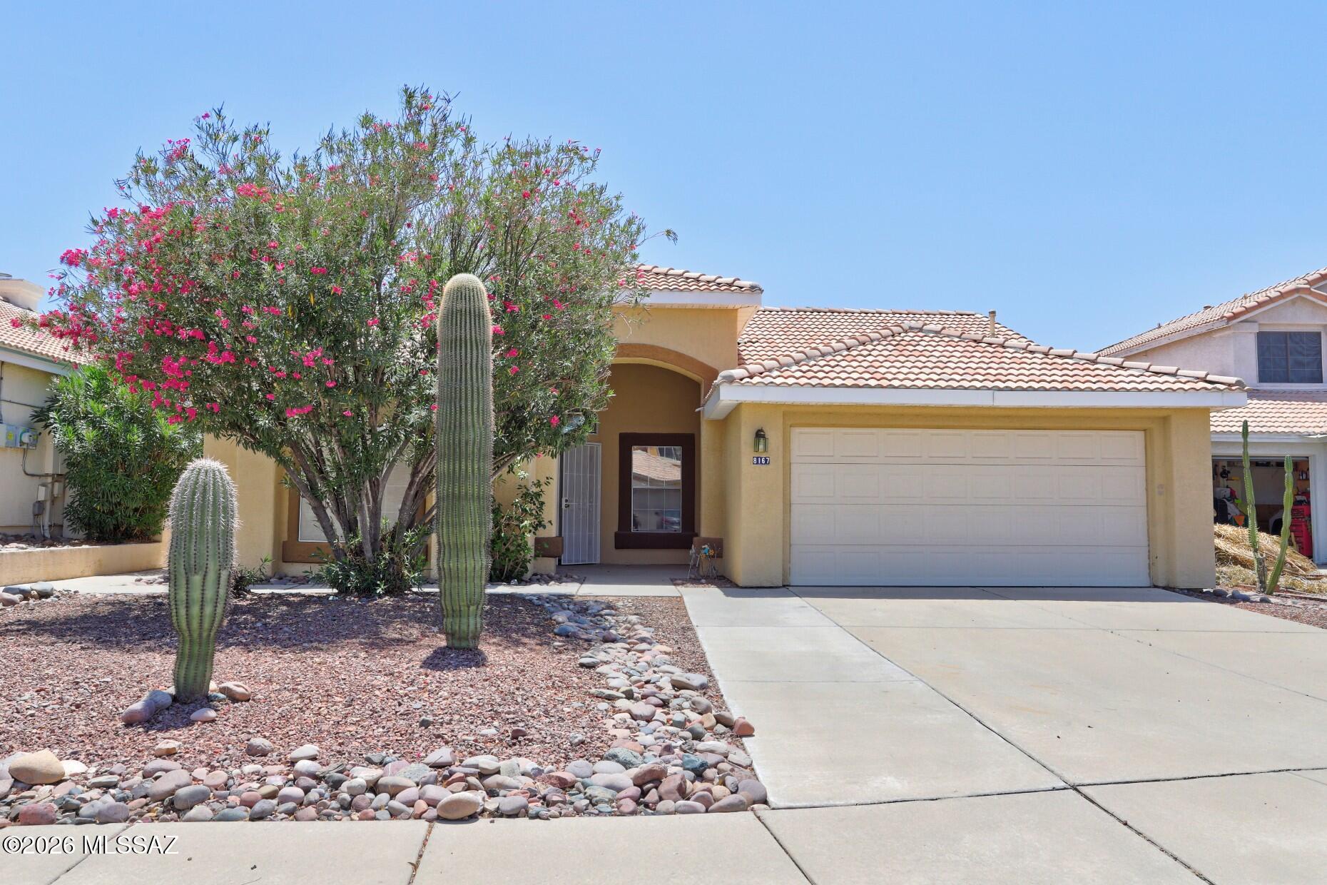 8167 N Pocono Way — photo