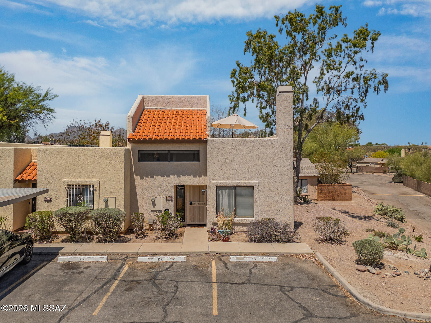 2533 N Ironwood Ridge Drive — photo