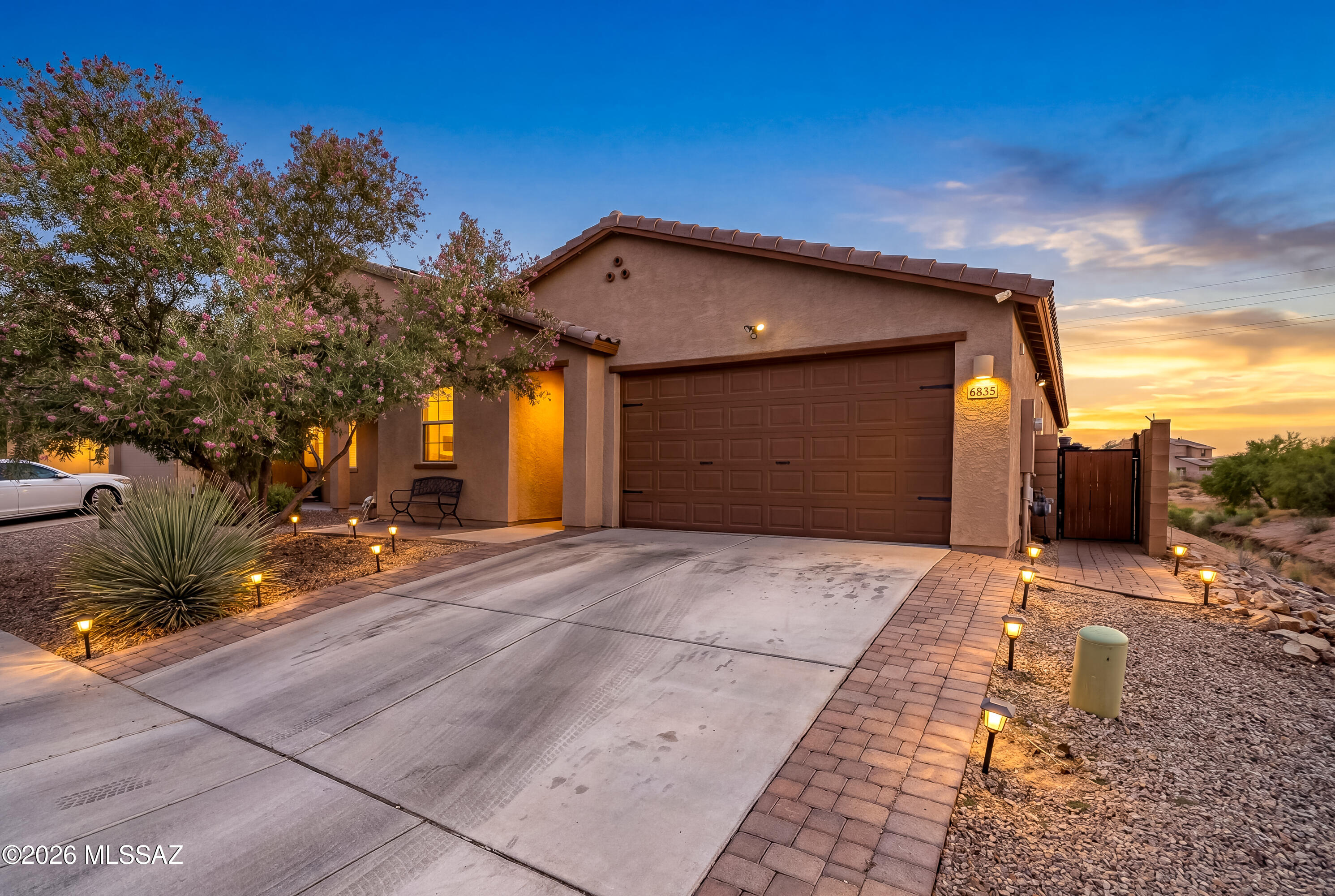6835 W Canopus Loop — photo