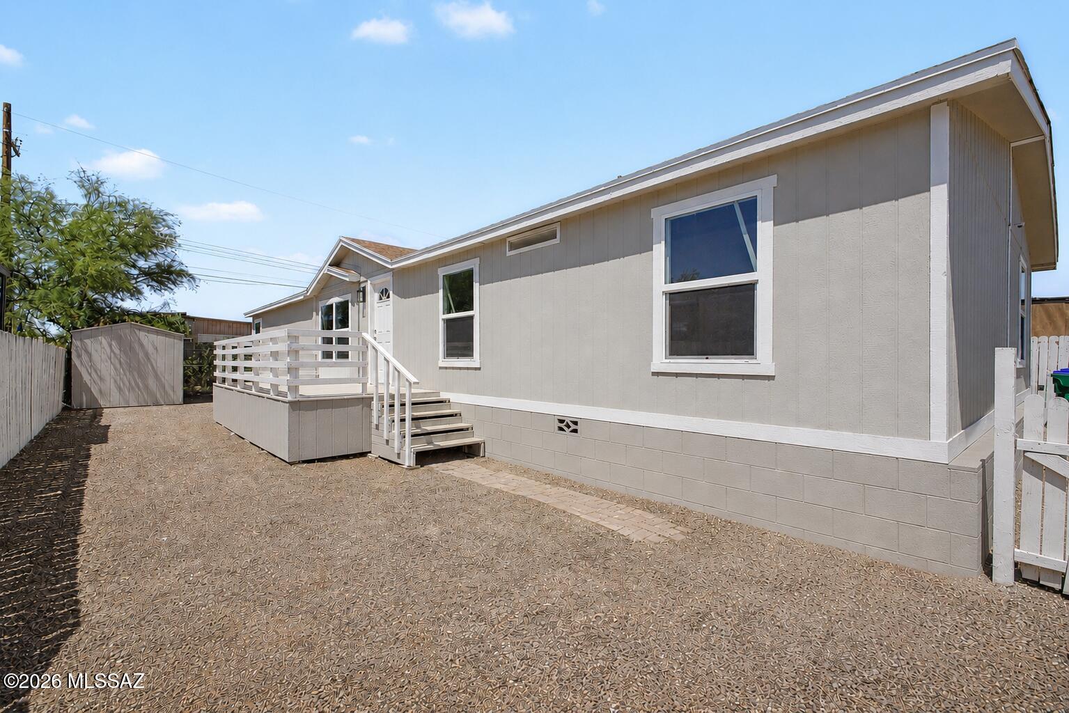 2834 W Palm Vista Street — photo