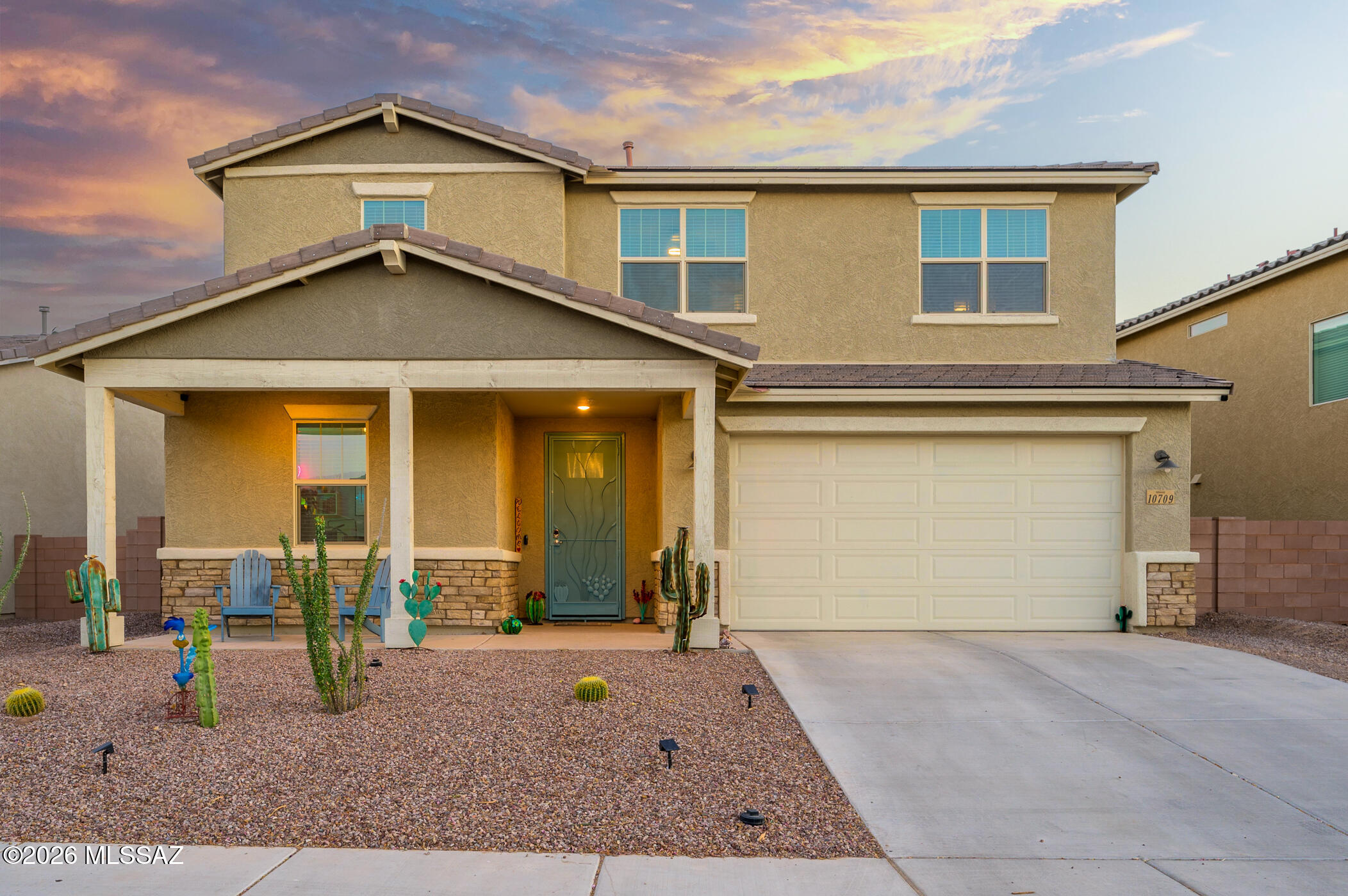 10709 W Whitehall Drive — photo