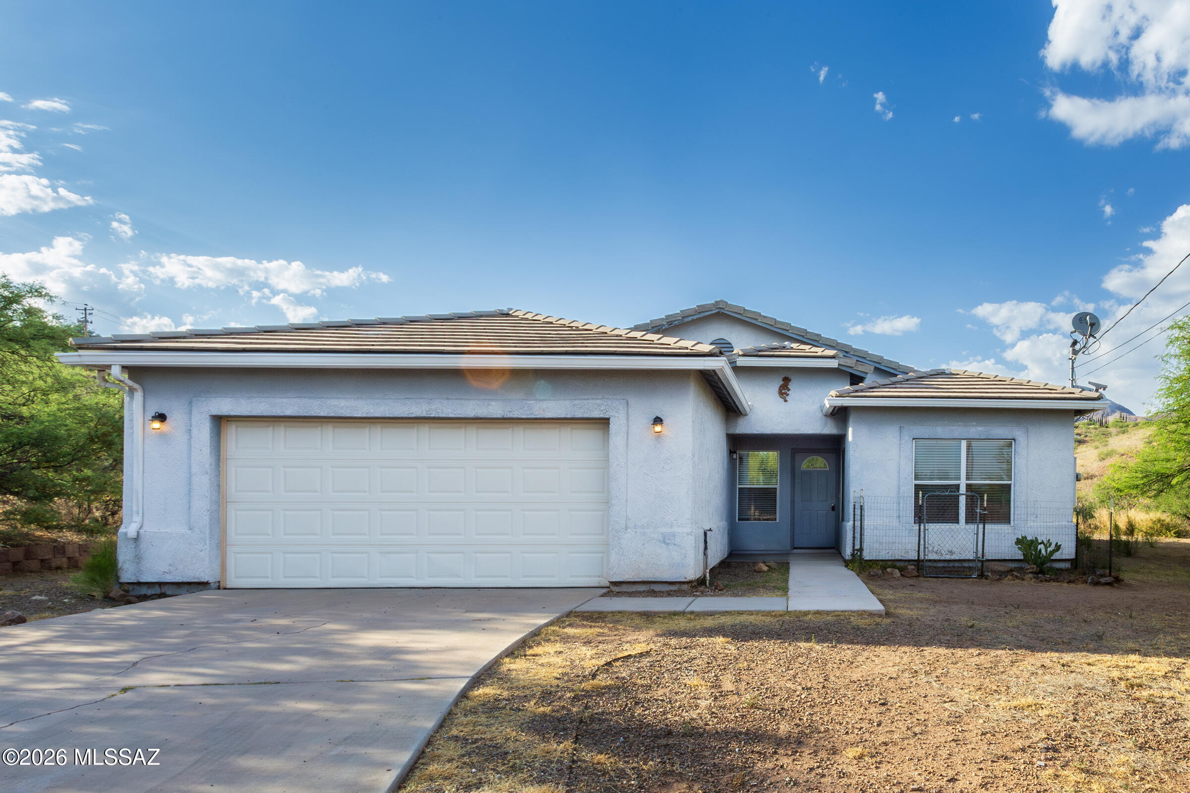 392 Falcon Court — photo