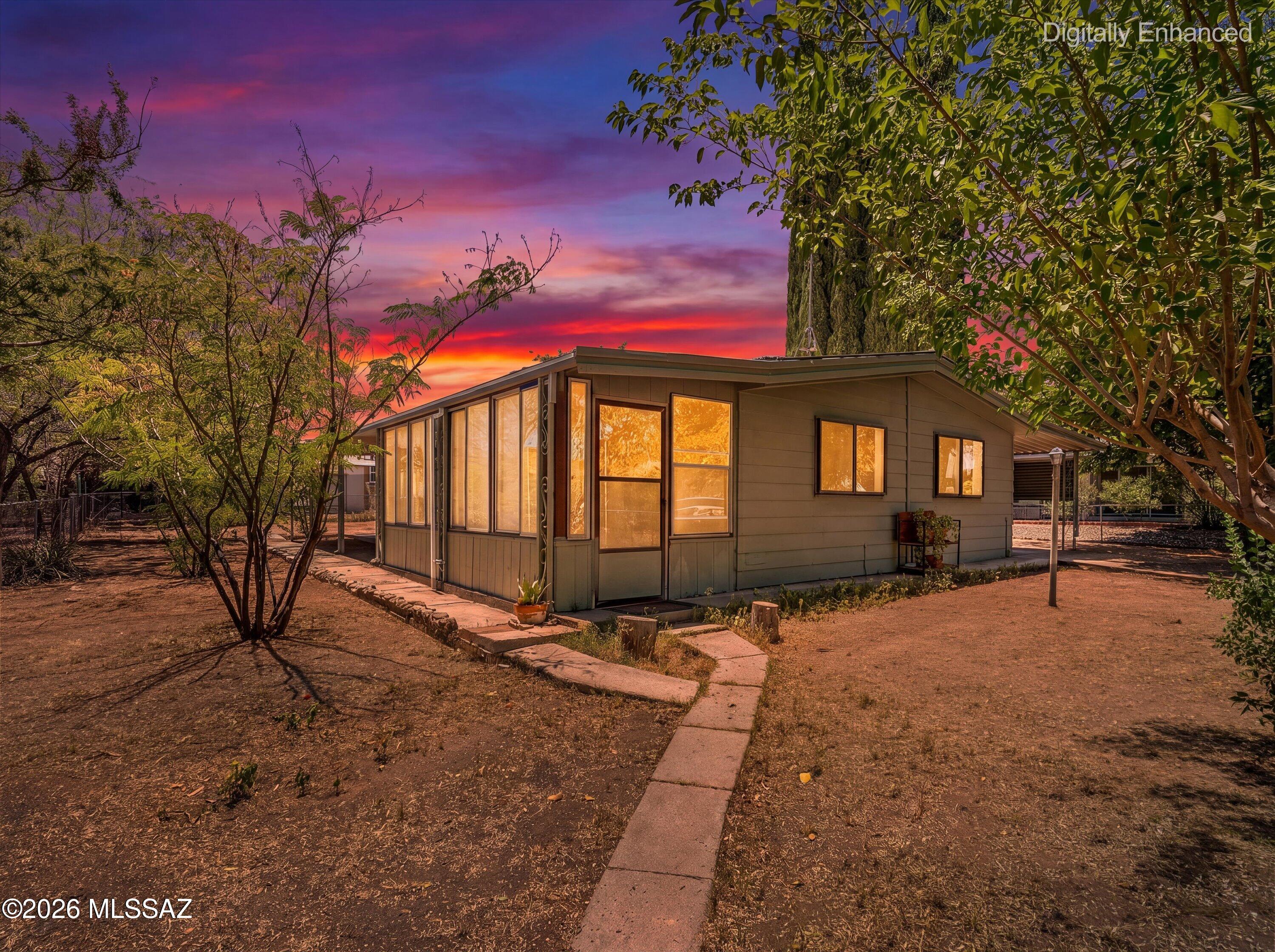 3165 W Robin Drive — photo