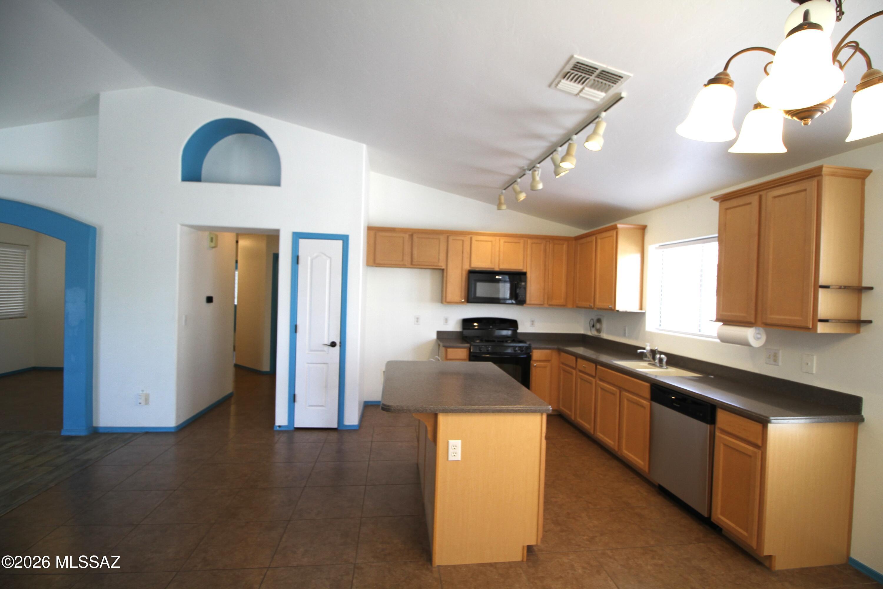 39166 Rodeo Buckle Drive, Tucson, AZ 85739 — photo 3