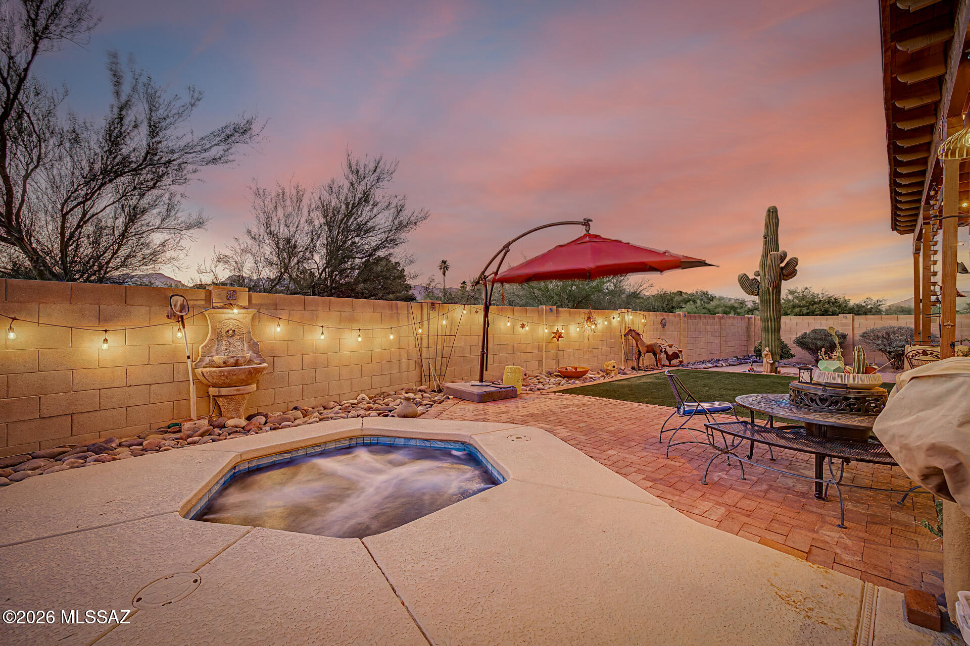 1339 N Golden Palomino Place — photo