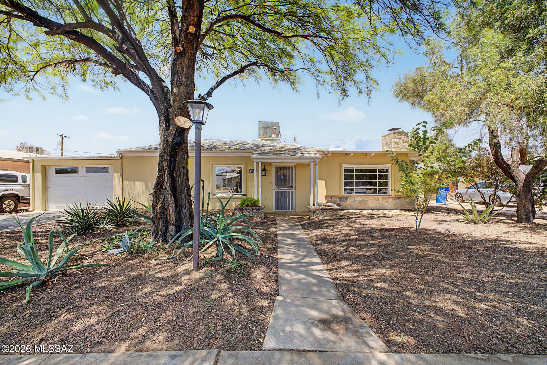 3973 E Desmond Lane — photo