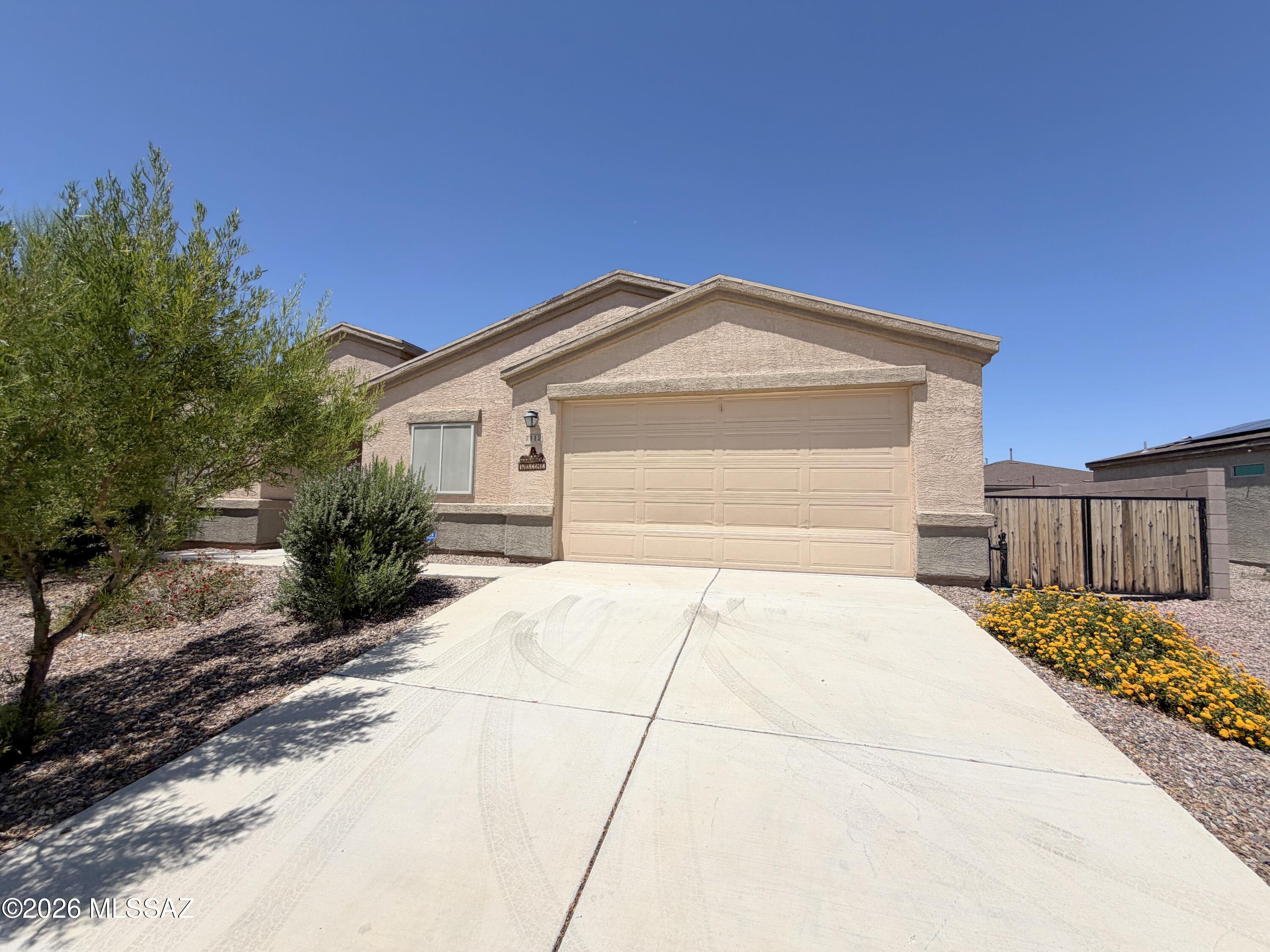 7112 S Victor Drive — photo