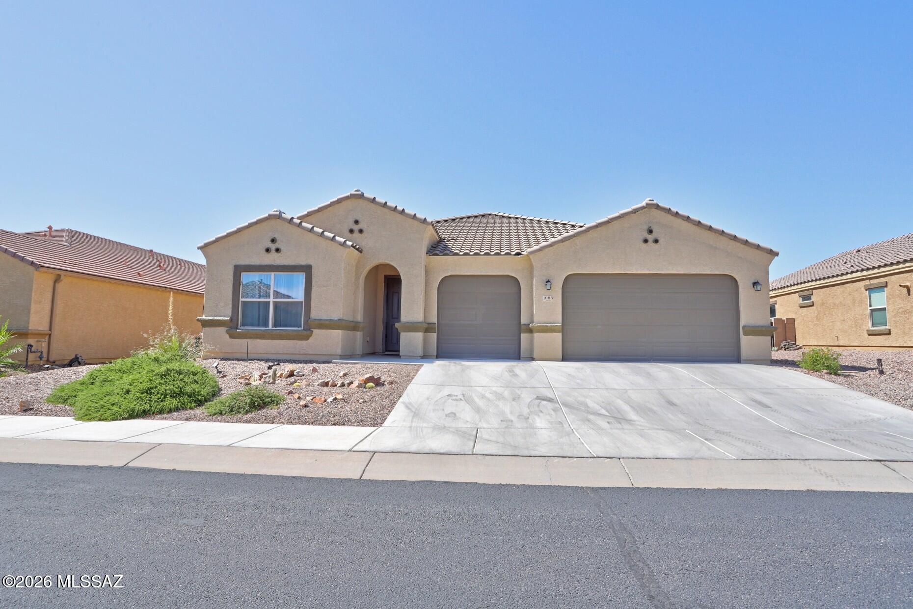 1085 W Valley Meadow Lane — photo
