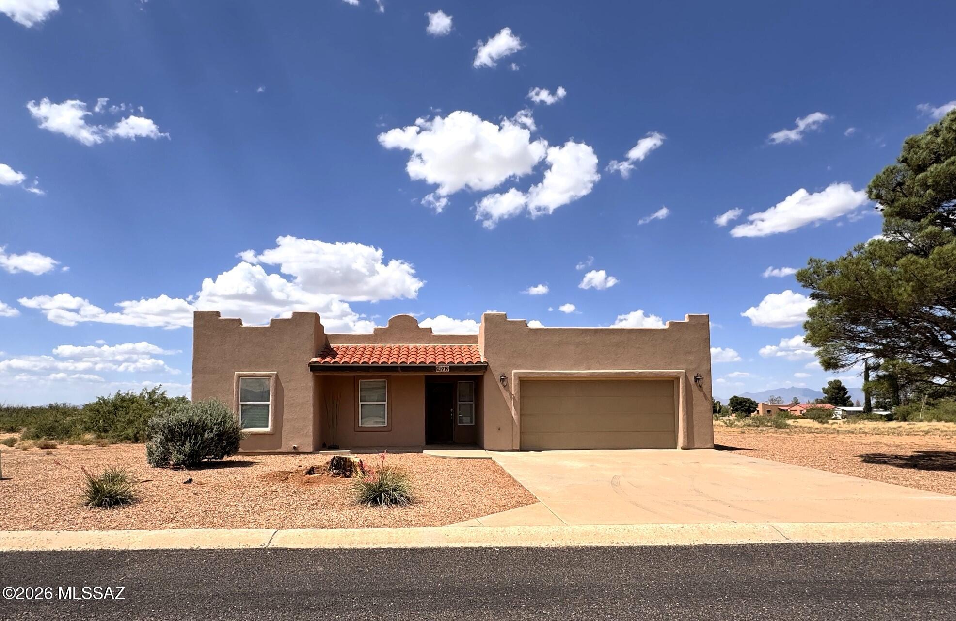 919 E Pinon Place — photo