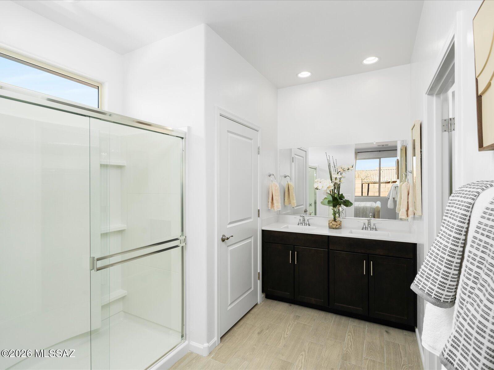 6829 W Sweetshade Lane — photo
