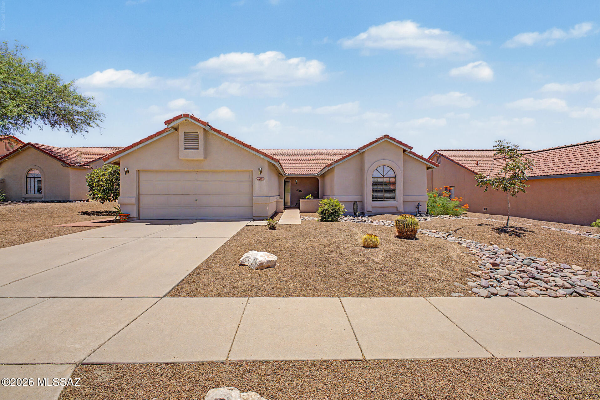 9860 N Longford Drive — photo
