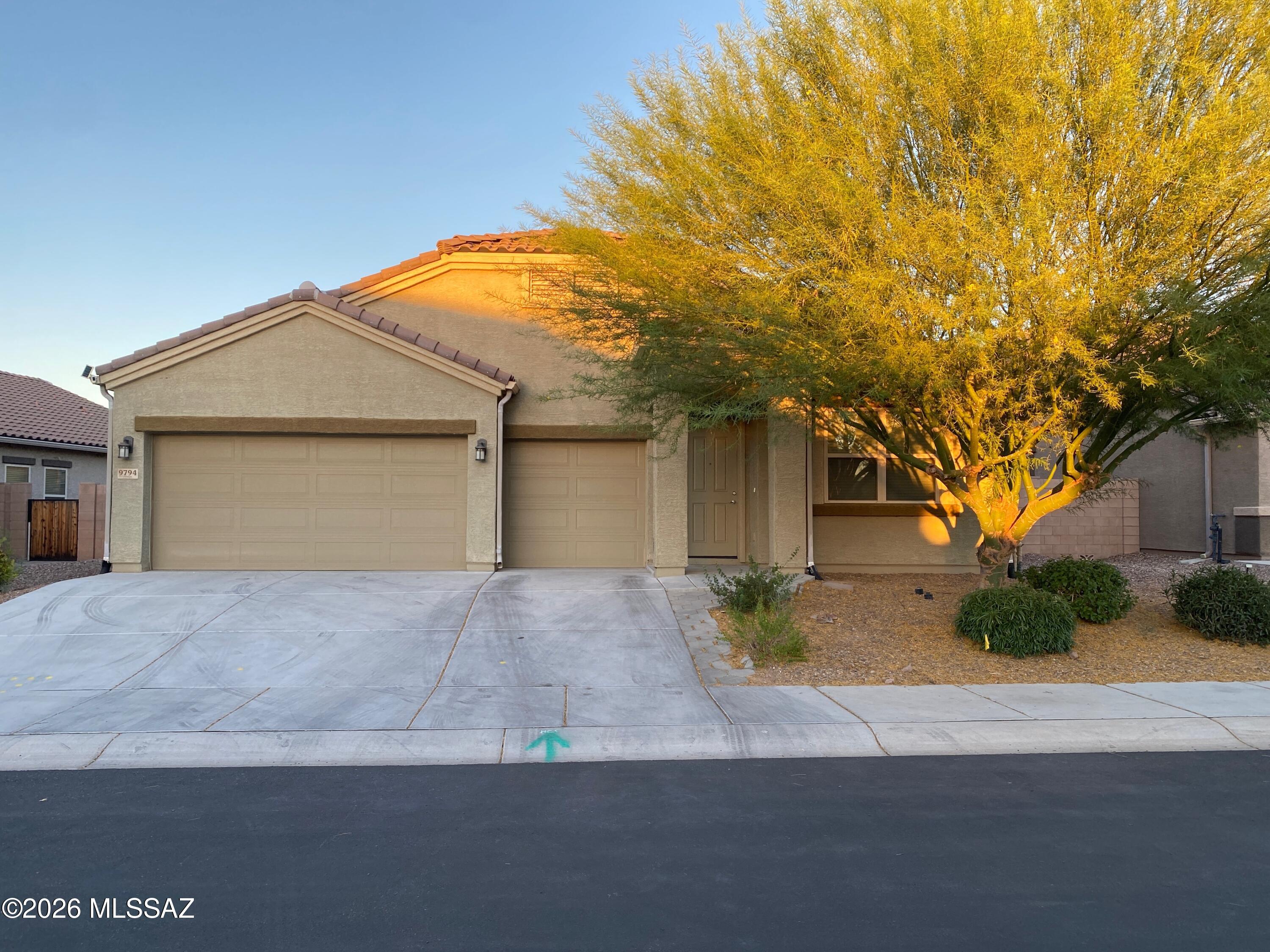 9794 N Howling Wolf Road — photo