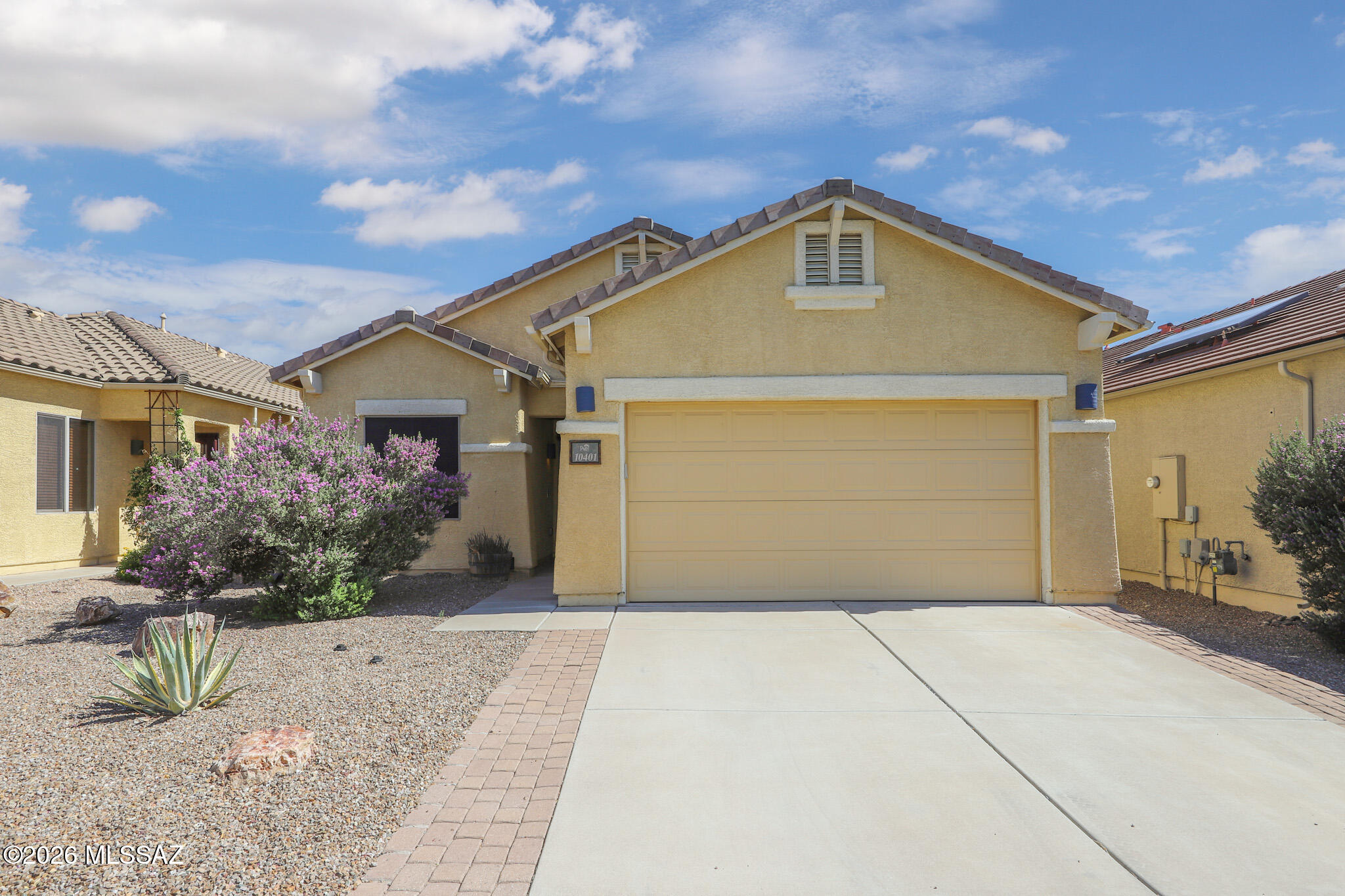10401 E Yew Place — photo