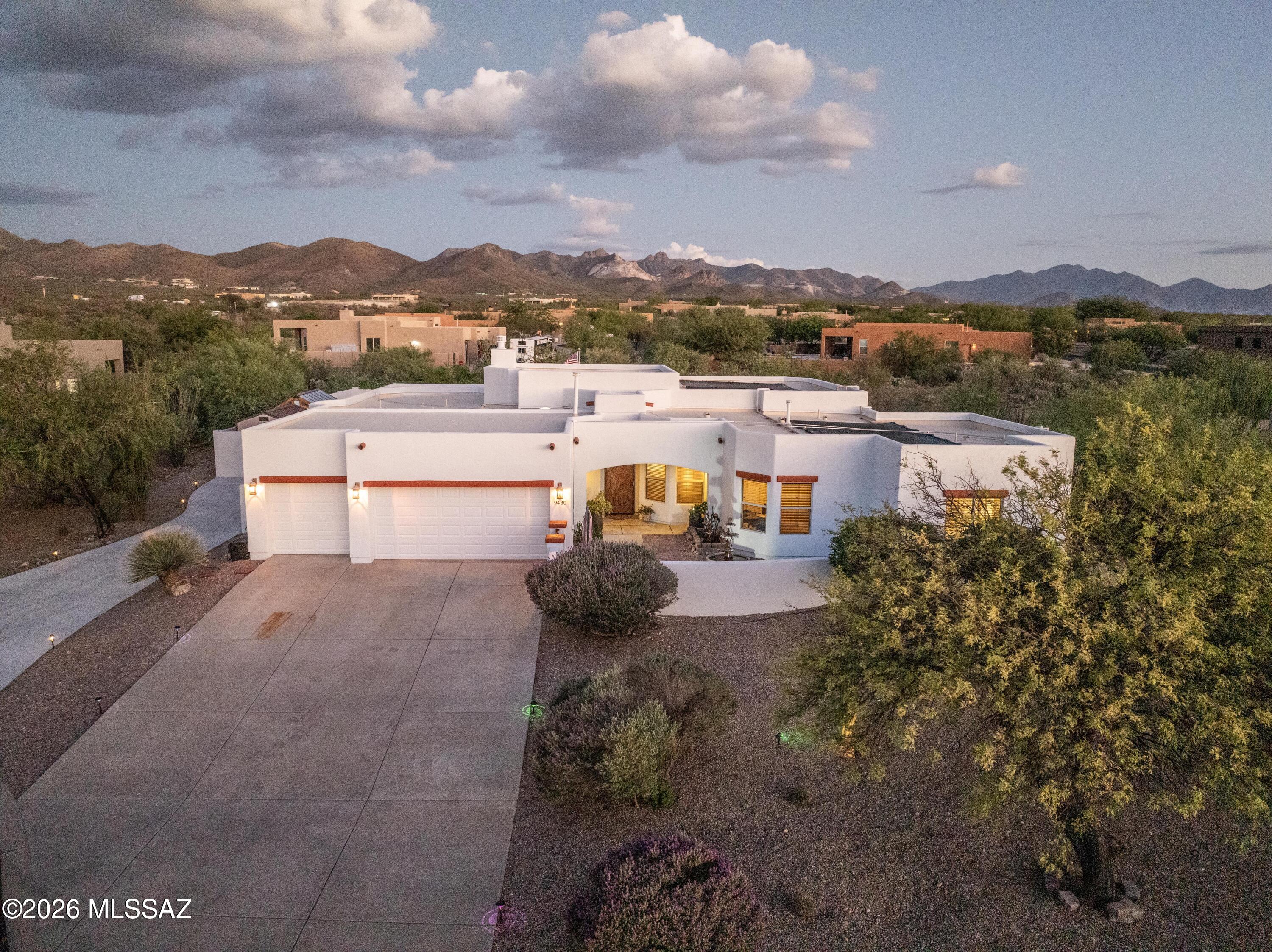 9430 E Woolly Butterfly Court — photo