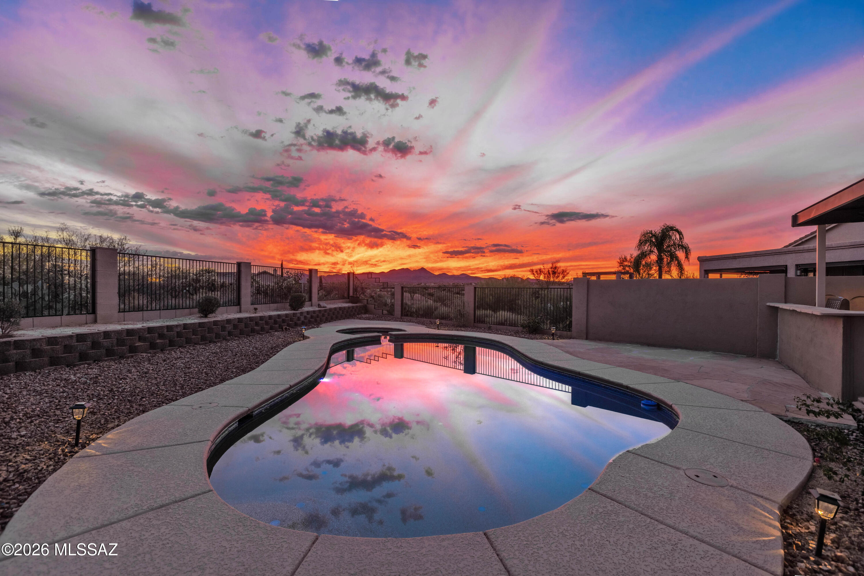 13455 N Big View Court — photo