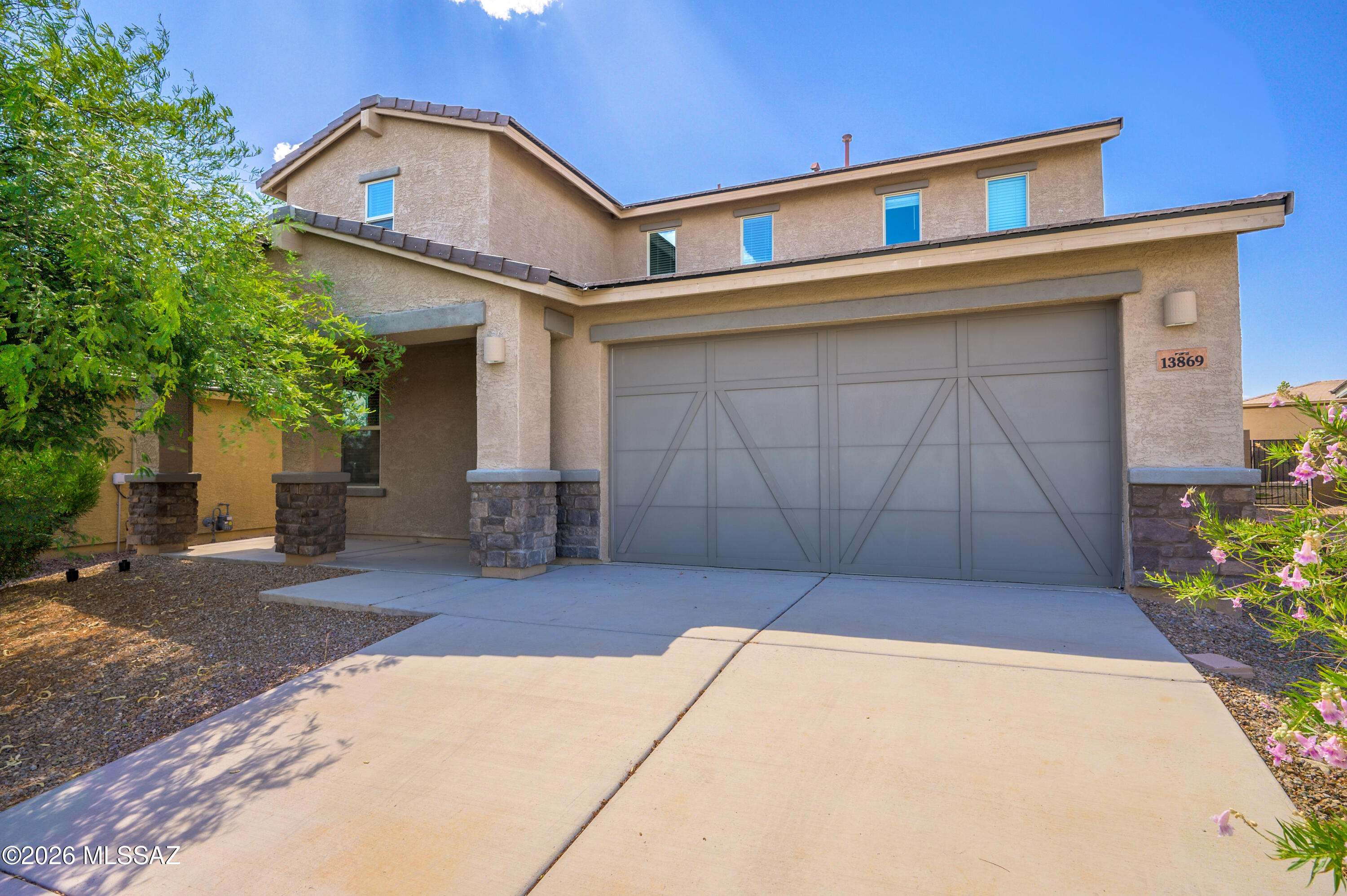 13869 E Red Oaks Drive — photo