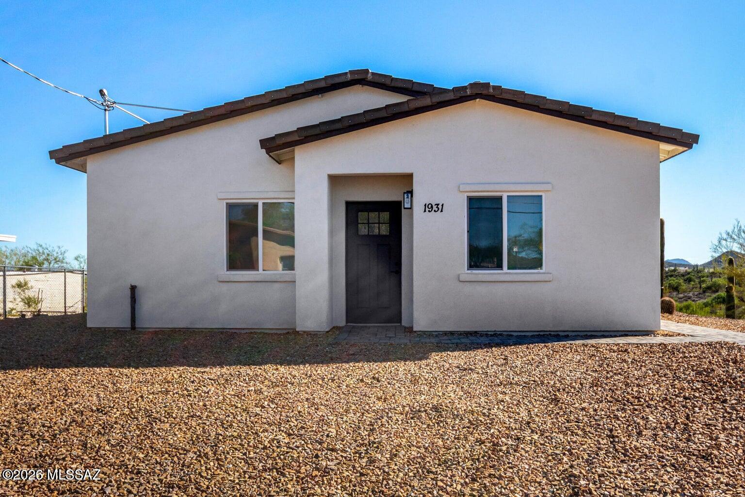 244 S Richmond Drive — photo