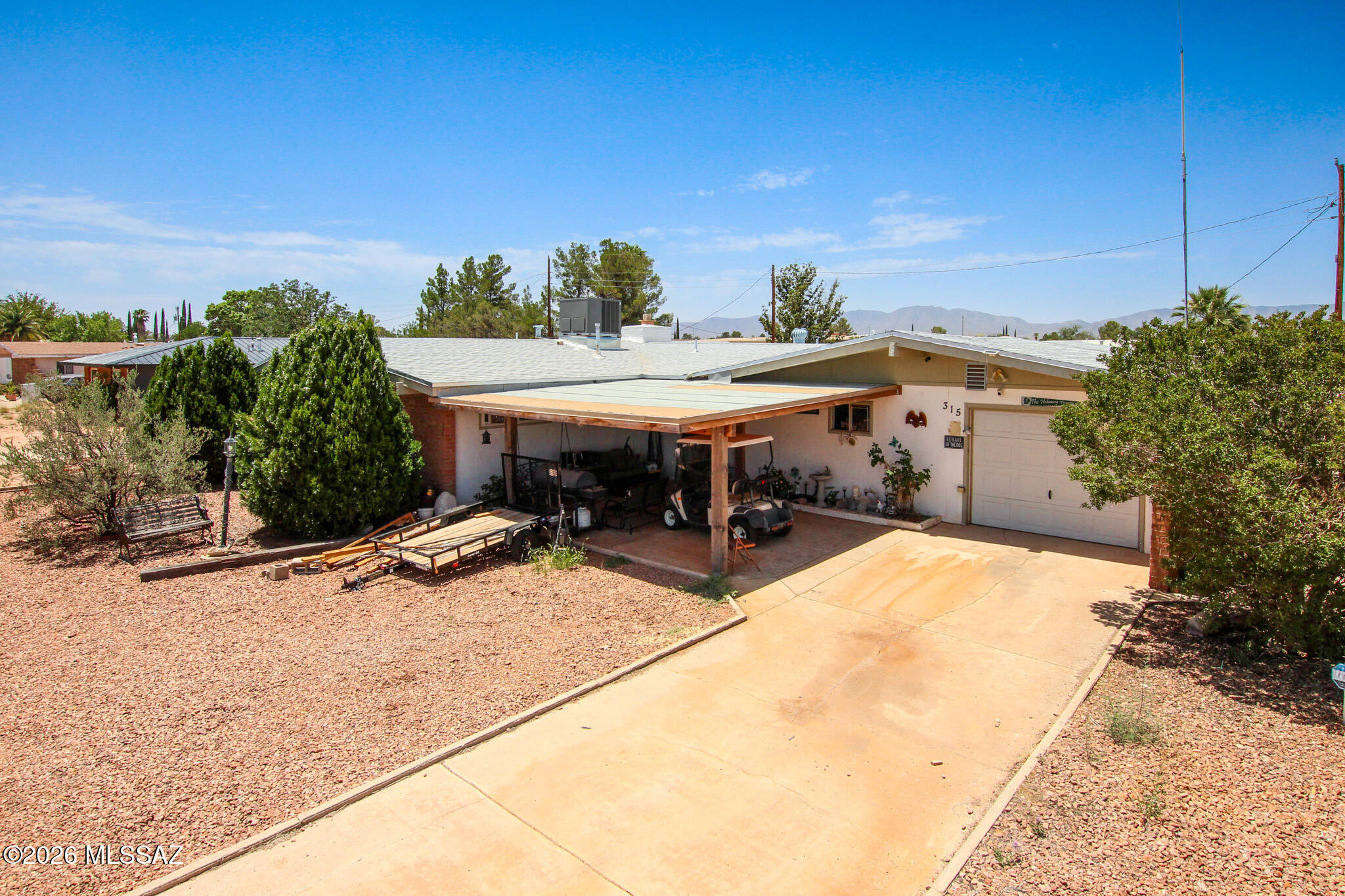 315 N Flynn Jans Court — photo