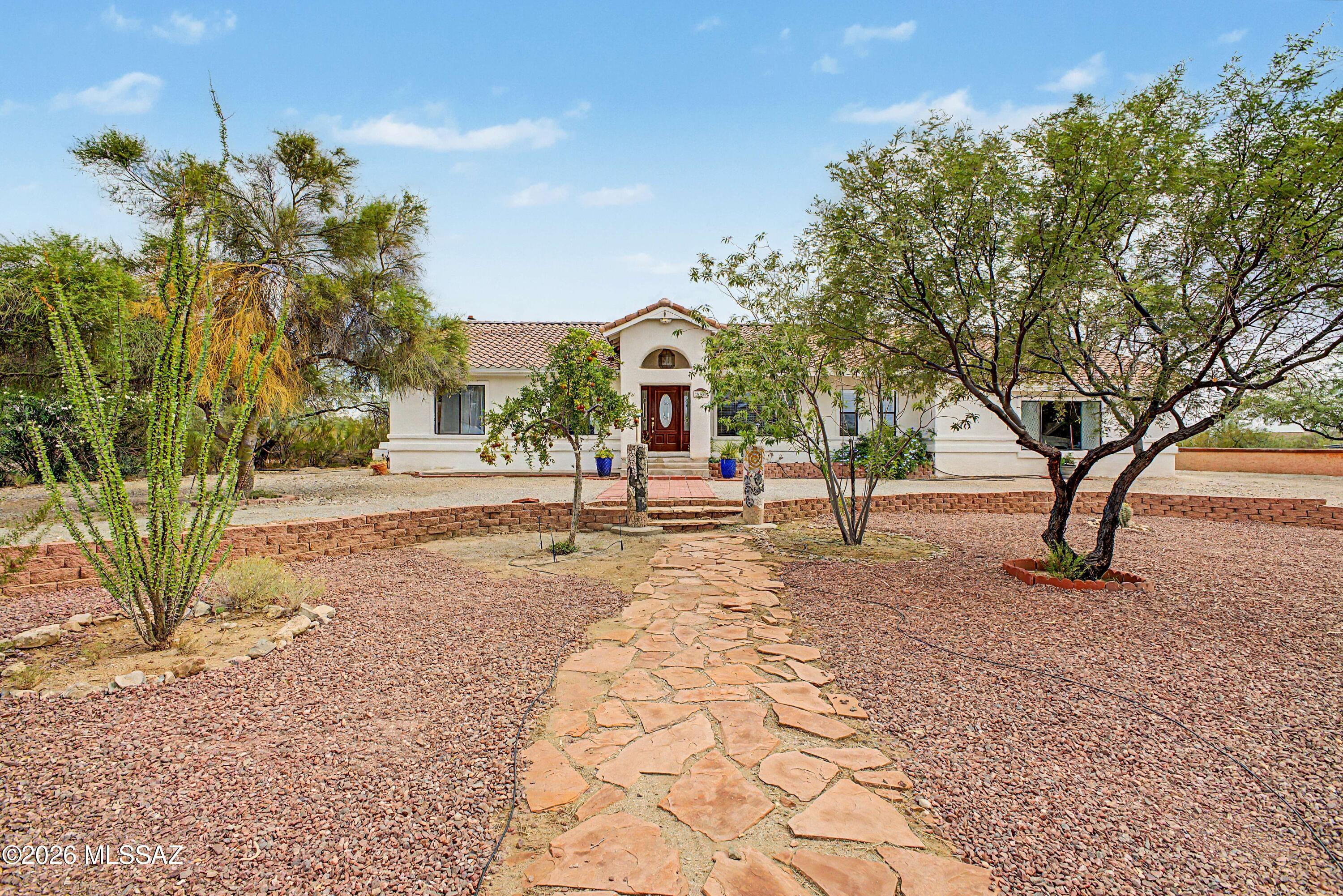 957 N Darlene Drive — photo