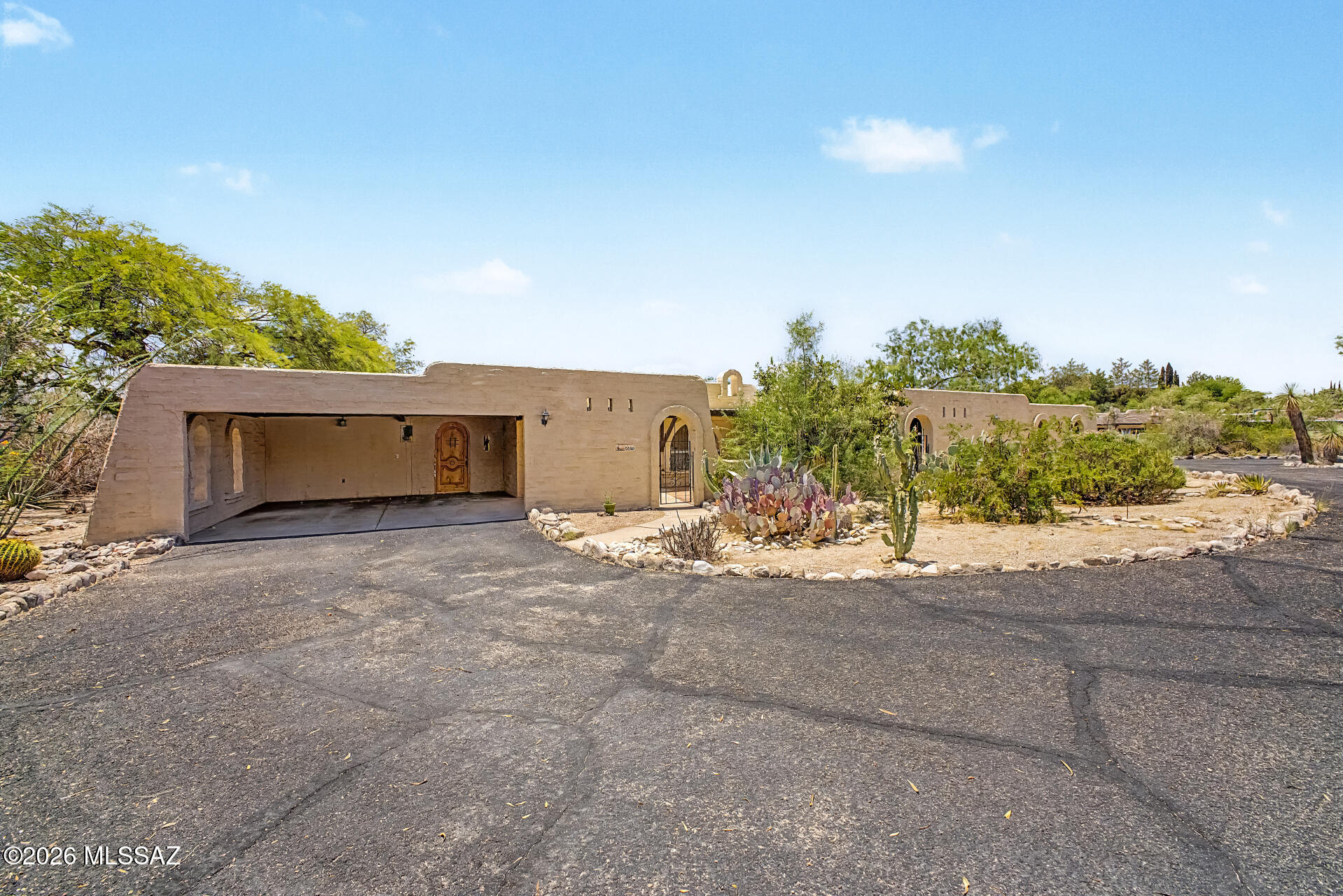 5280 N Pueblo Villas Drive — photo