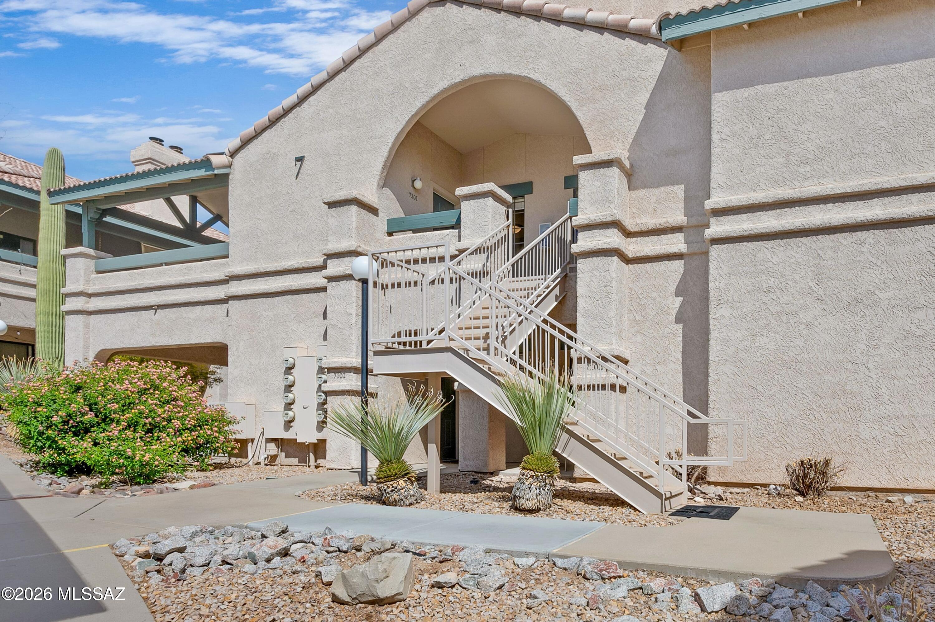 101 S Players Club Drive Apt 7201 — photo