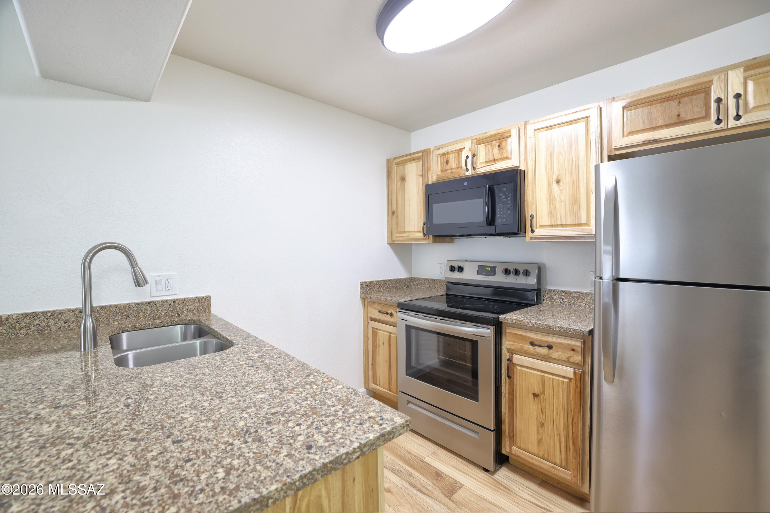 5751 N Kolb Road 5107 — photo