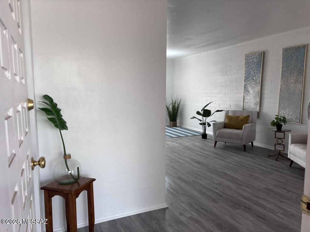 4110 E Valentine Street — photo