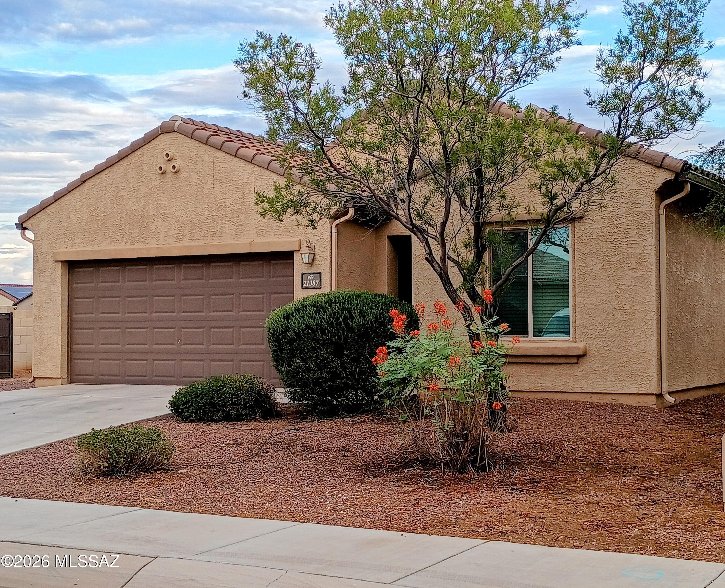 21387 E Homestead Drive — photo