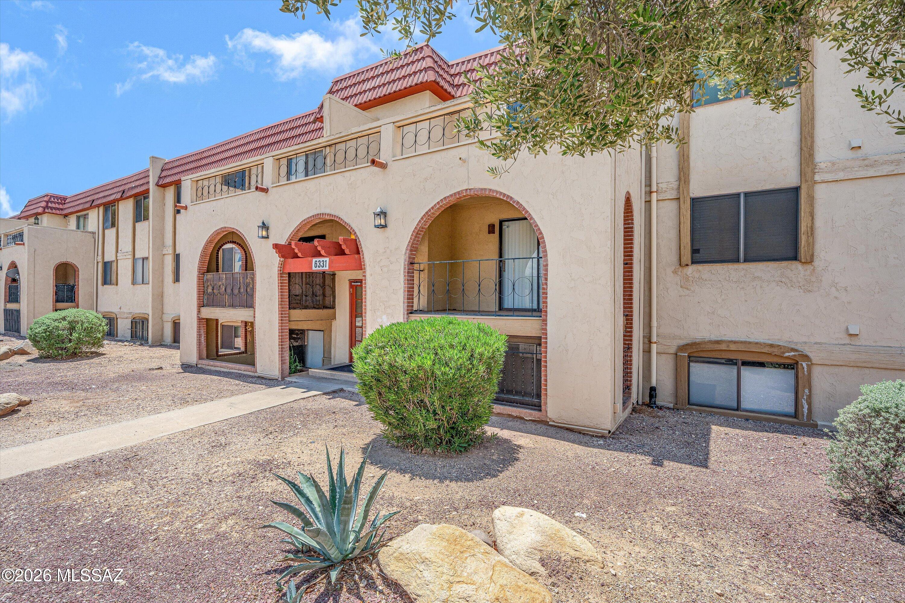 6331 N Barcelona Court 924 — photo