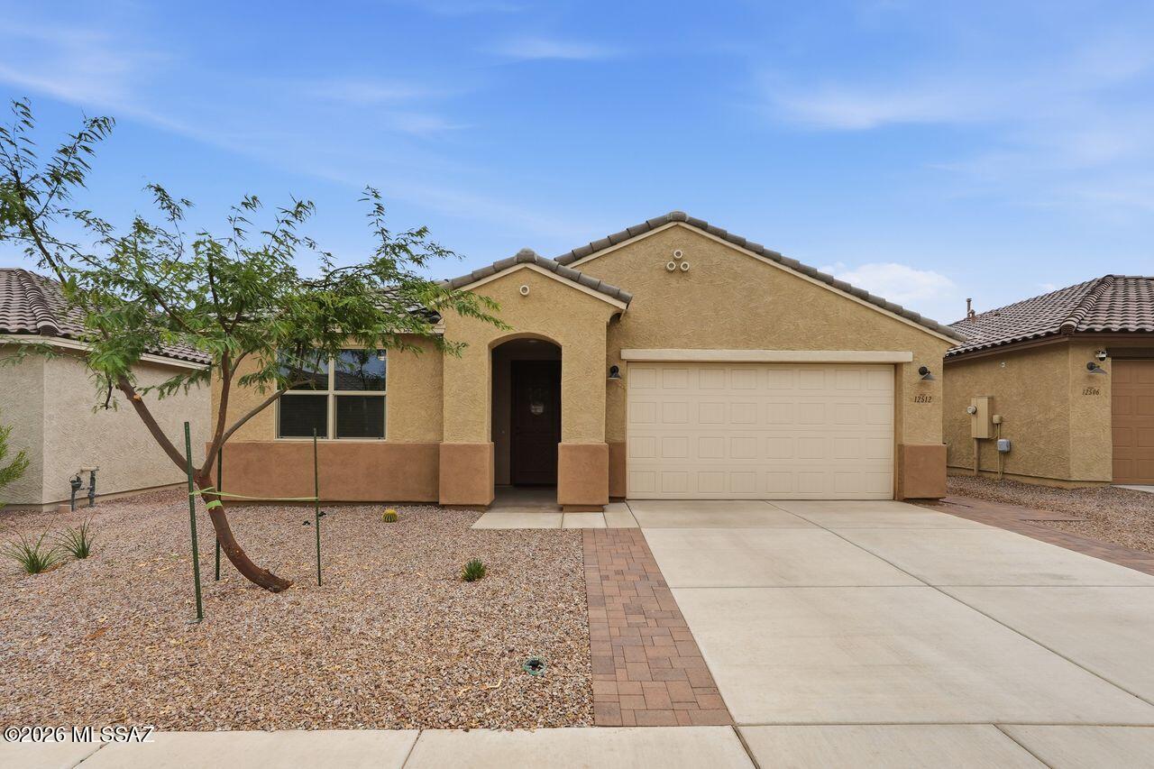 12512 N Rihl Drive — photo