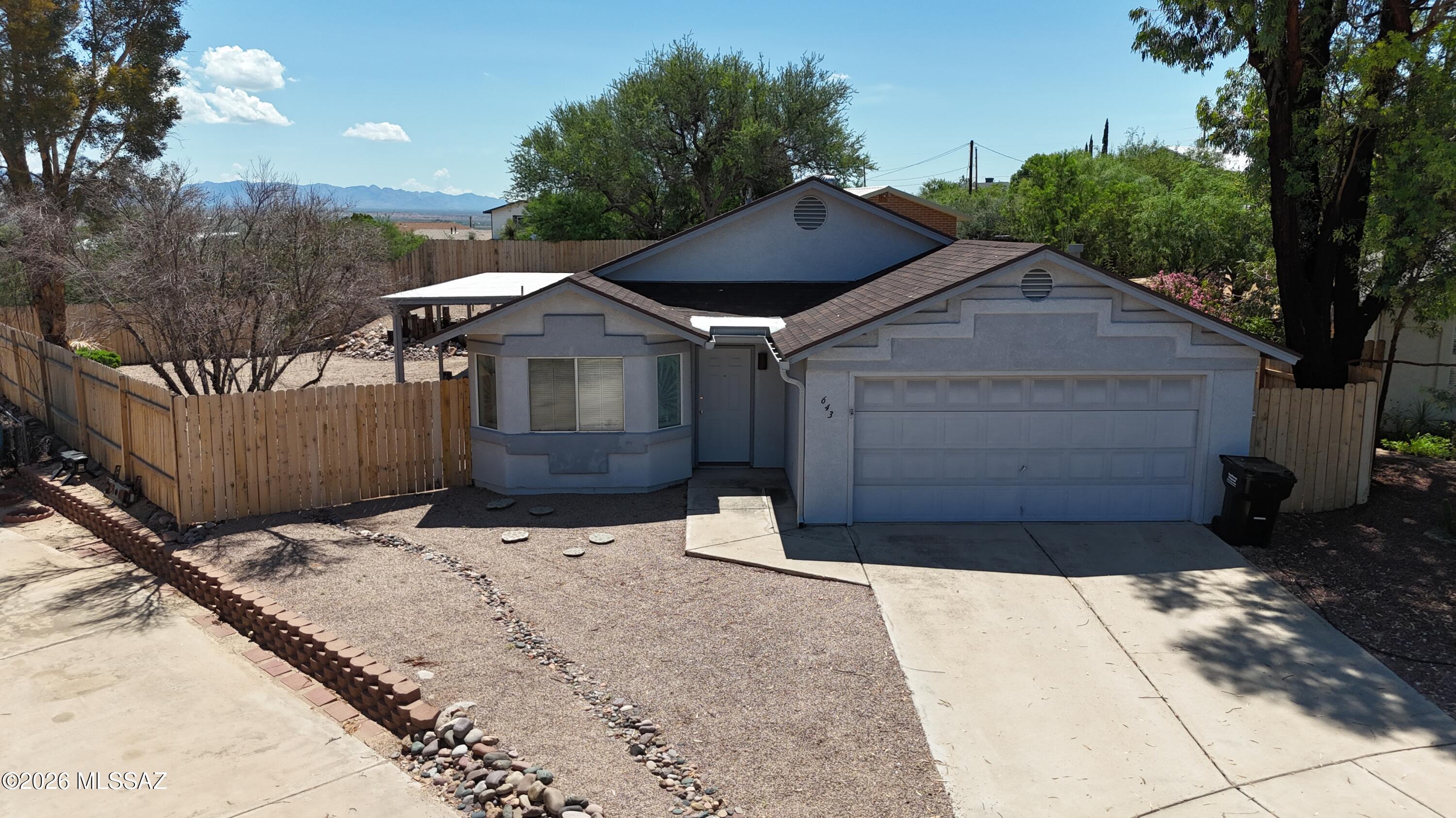 643 S Mesquite Street — photo