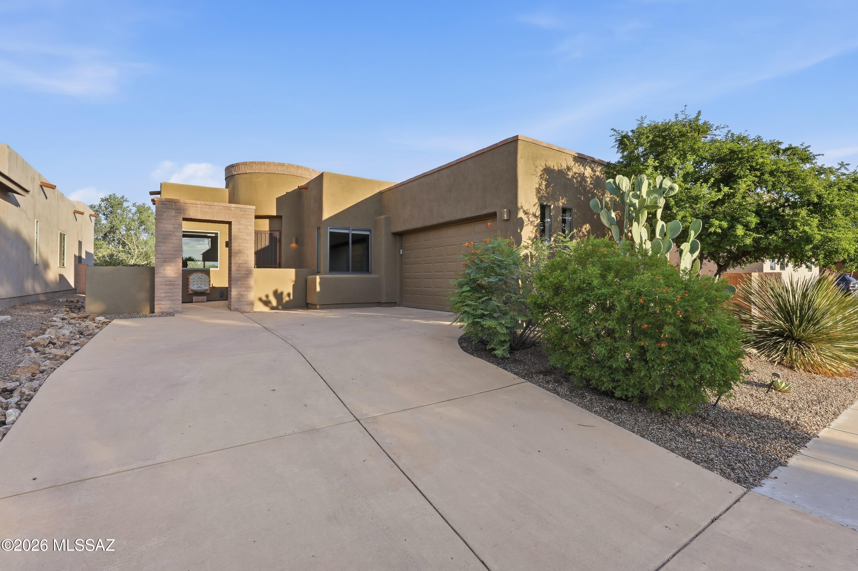 11500 N Moon Ranch Place — photo