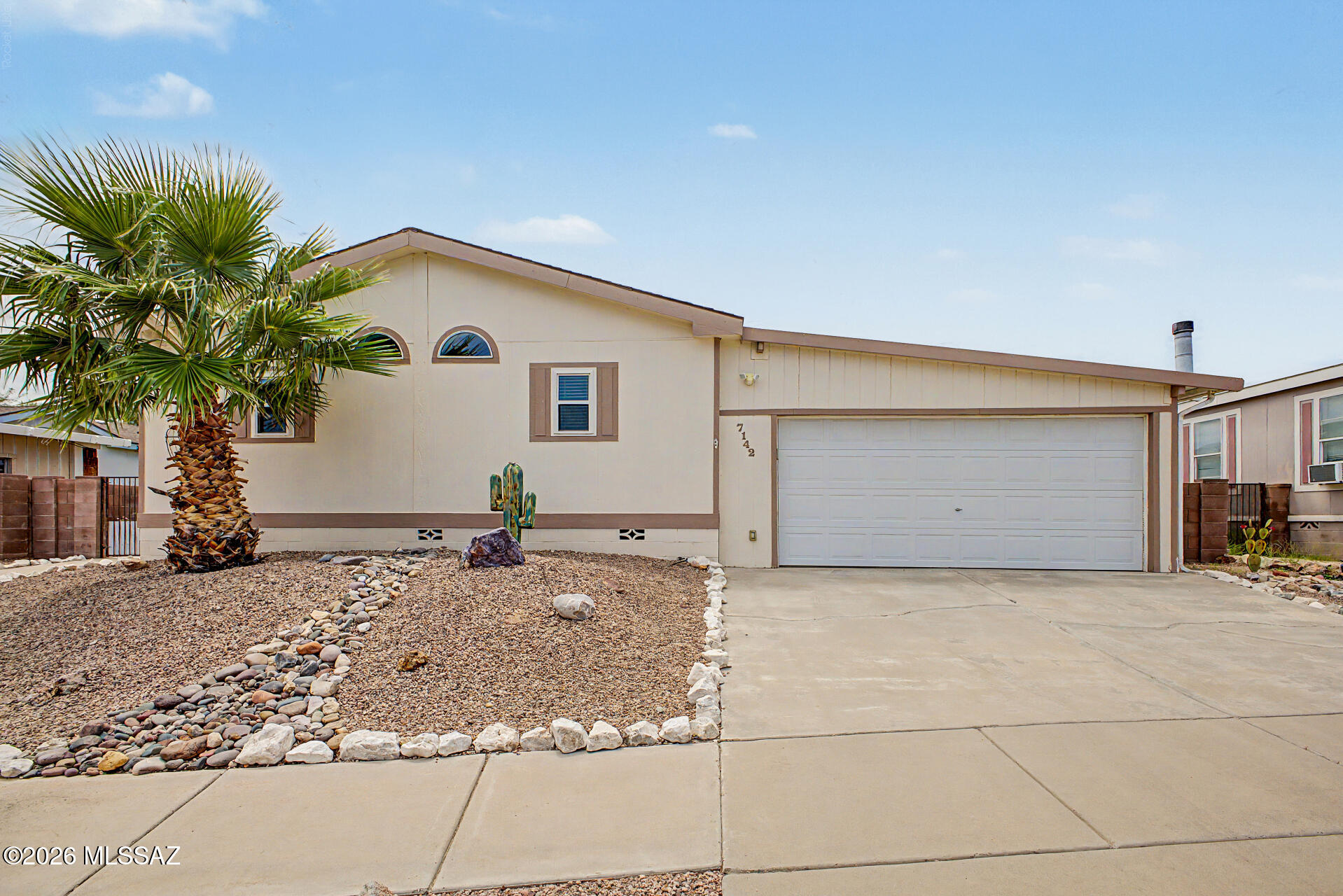 7142 S Rincon Ridge Drive — photo