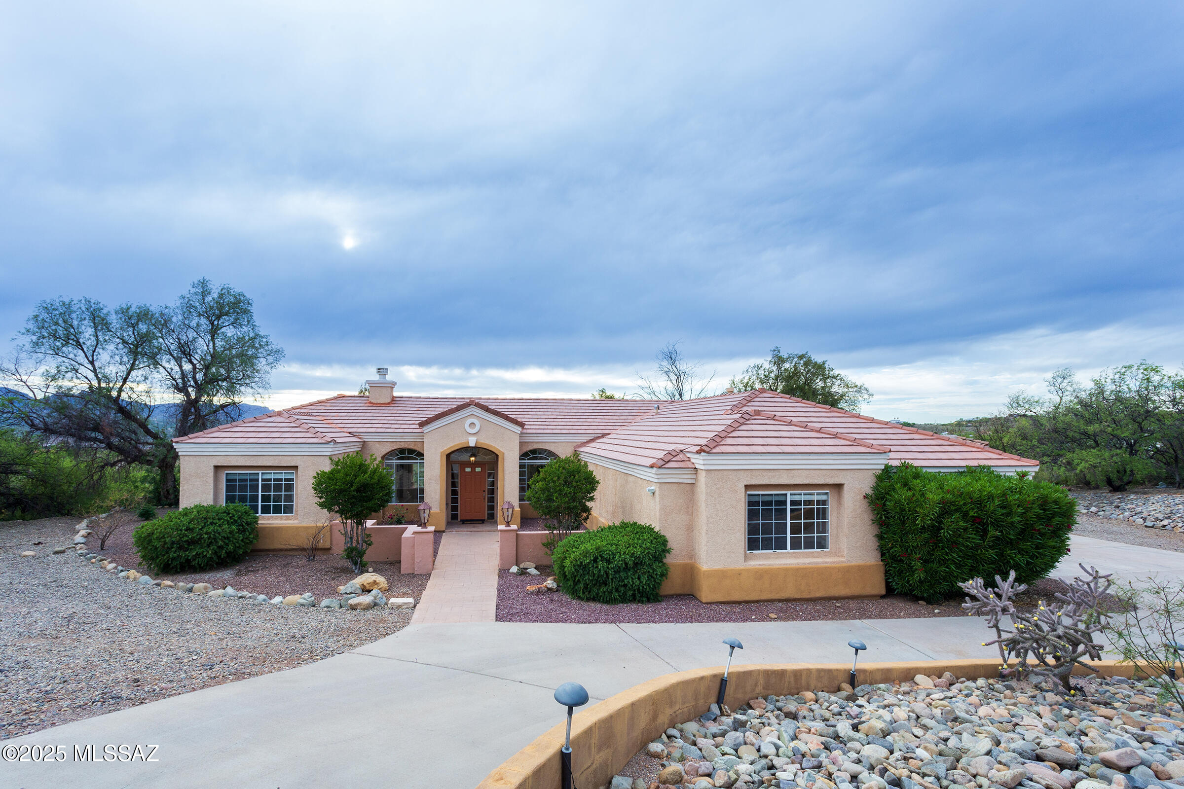 414 Bury Court, Rio Rico, AZ 85648