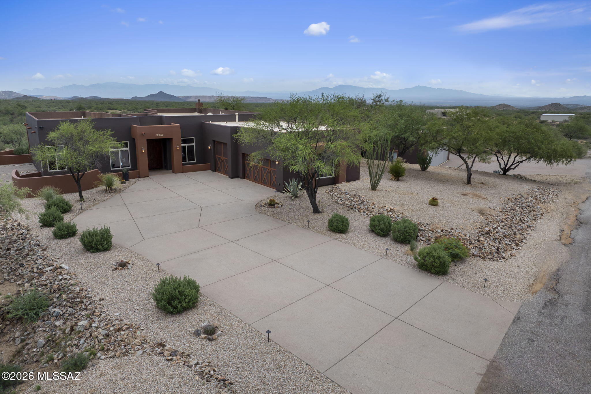 18701 S Copper Cave Drive — photo