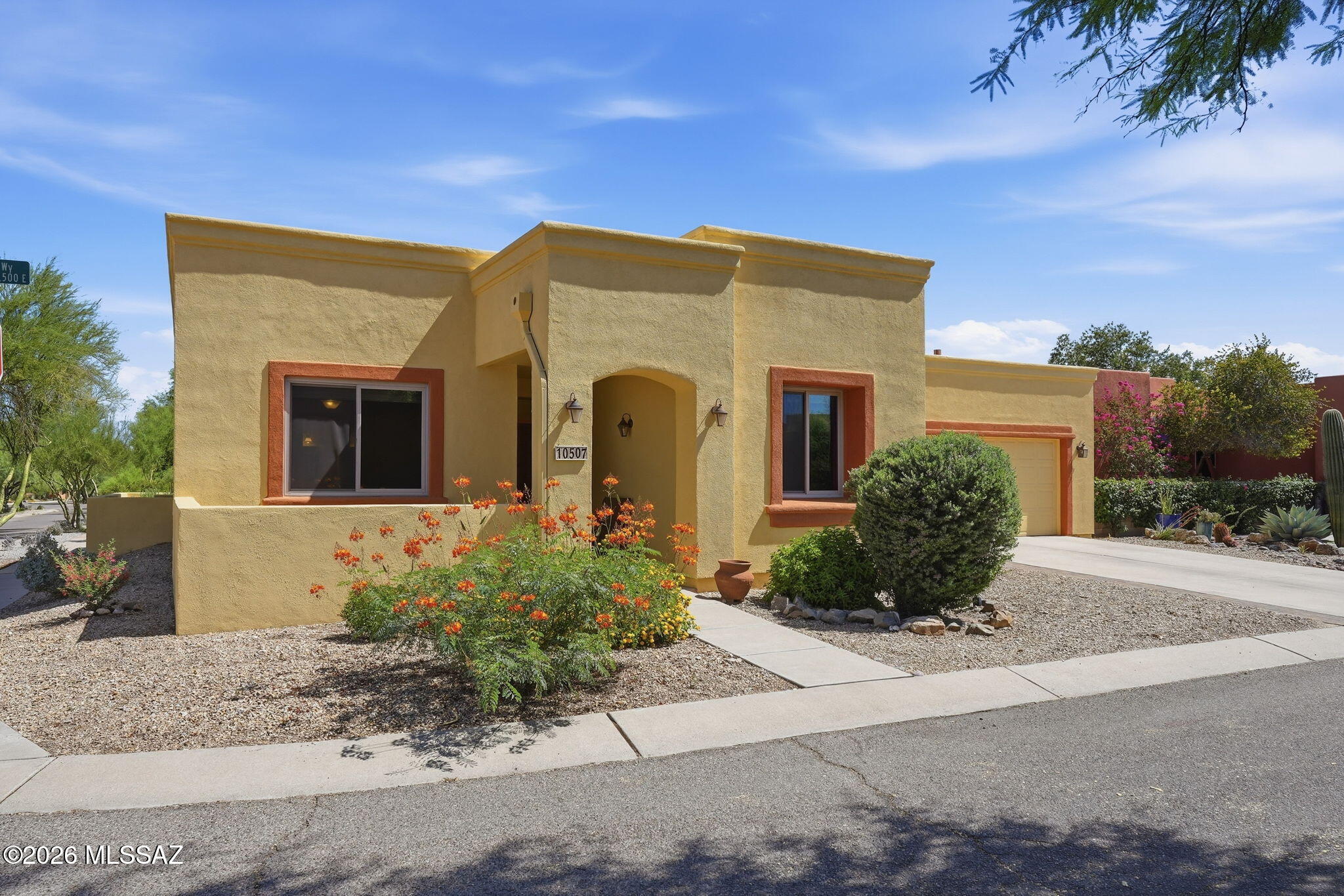 10507 E Cerulean Way — photo