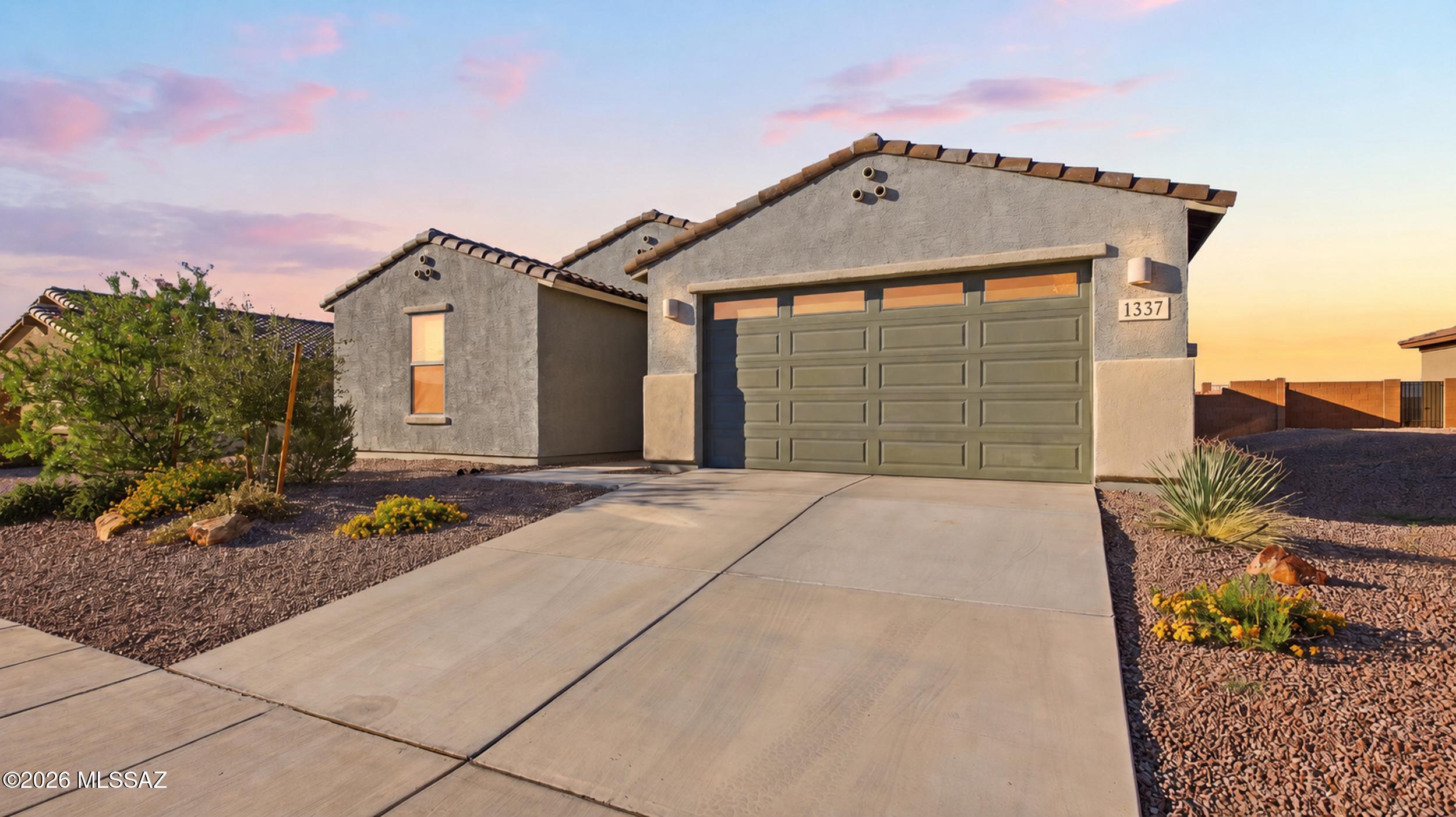 1337 E Pecan Meadow Lane — photo