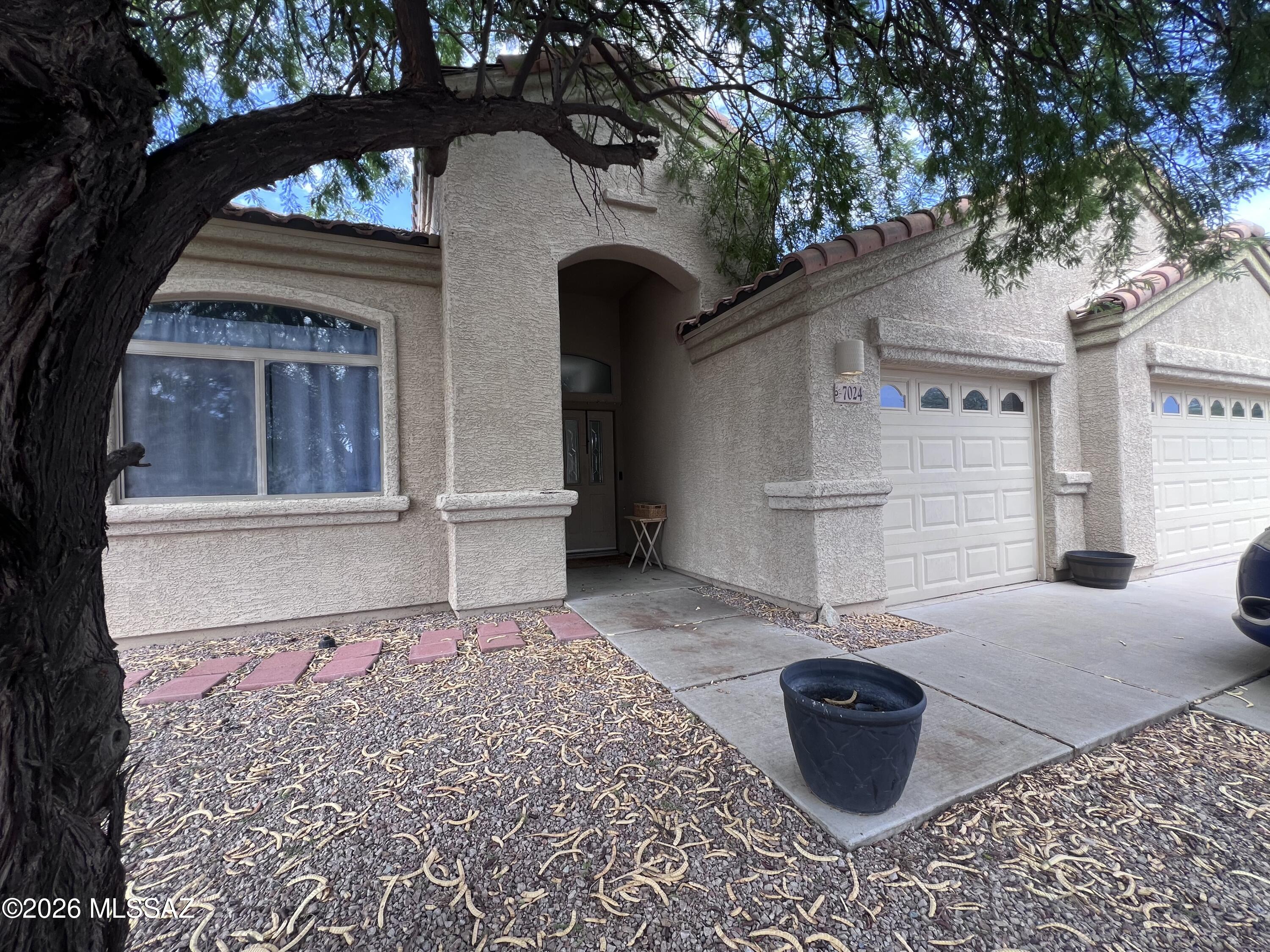 7024 W Dupont Way — photo