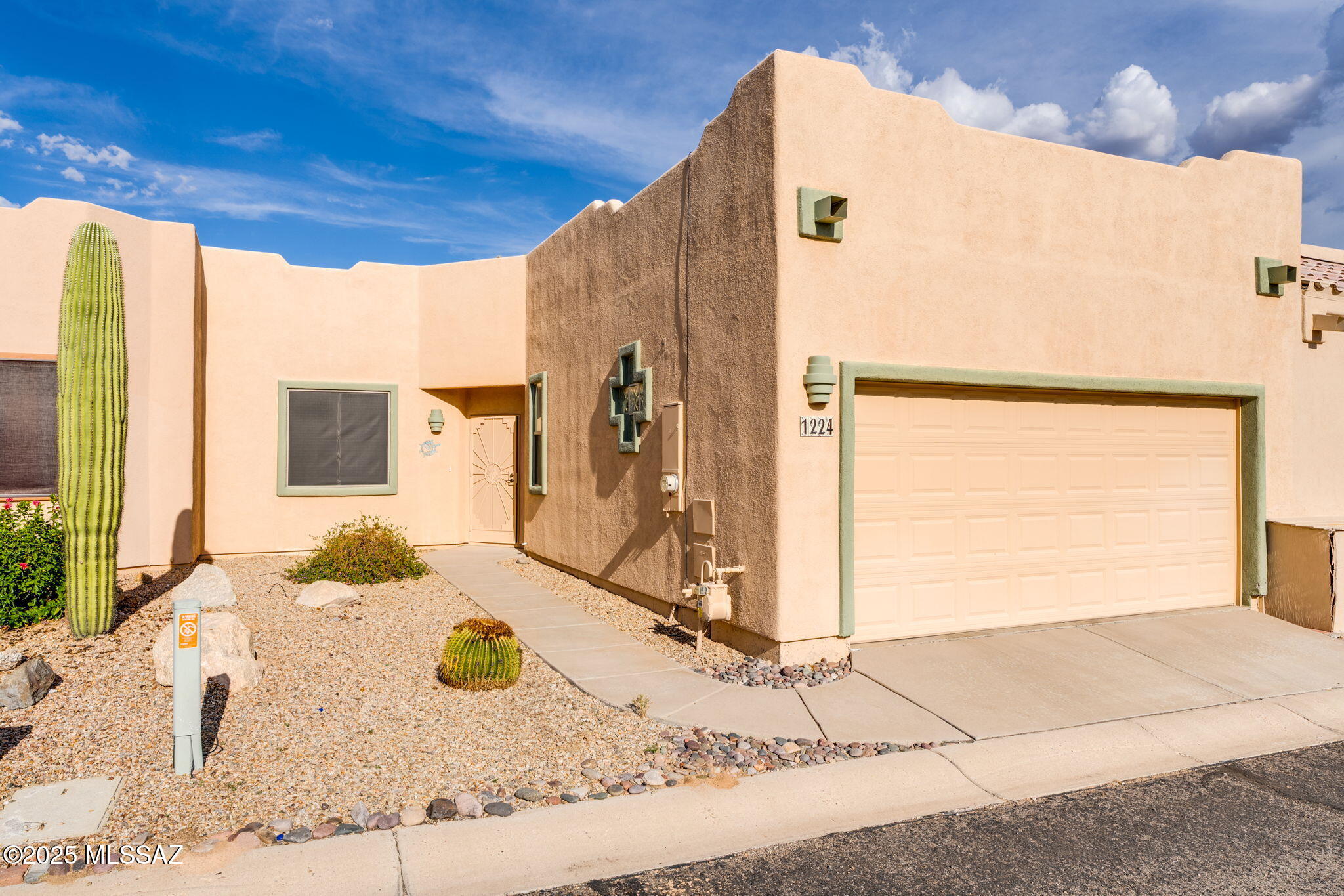 1224 Laramie Lane — photo