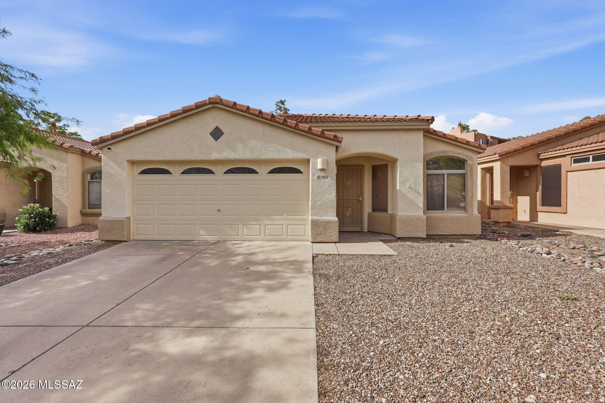 7825 E Sabino Hollow Court — photo