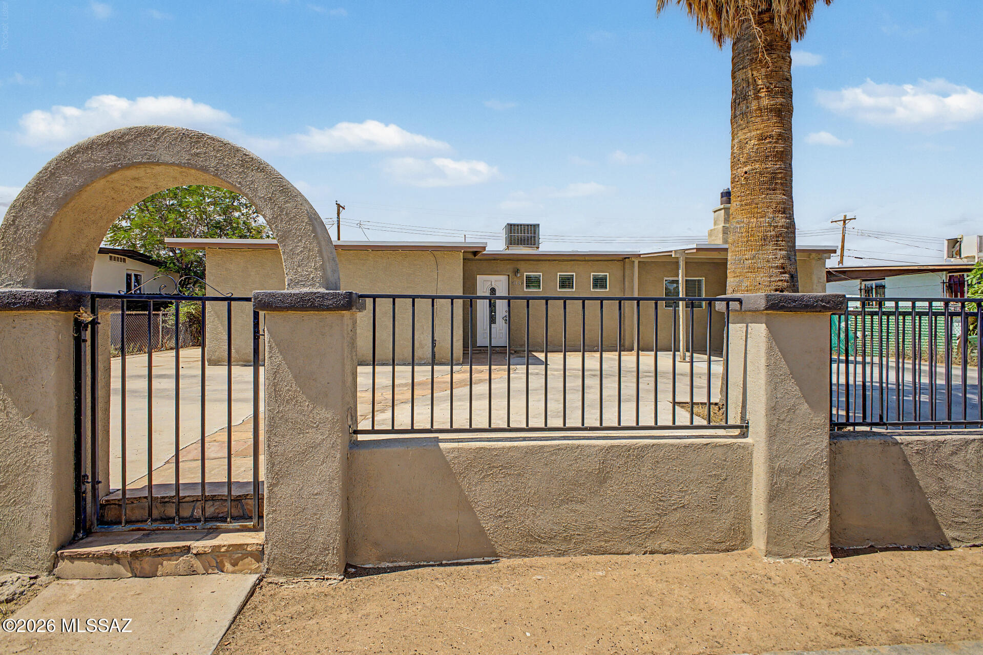 4182 E Valentine Street — photo