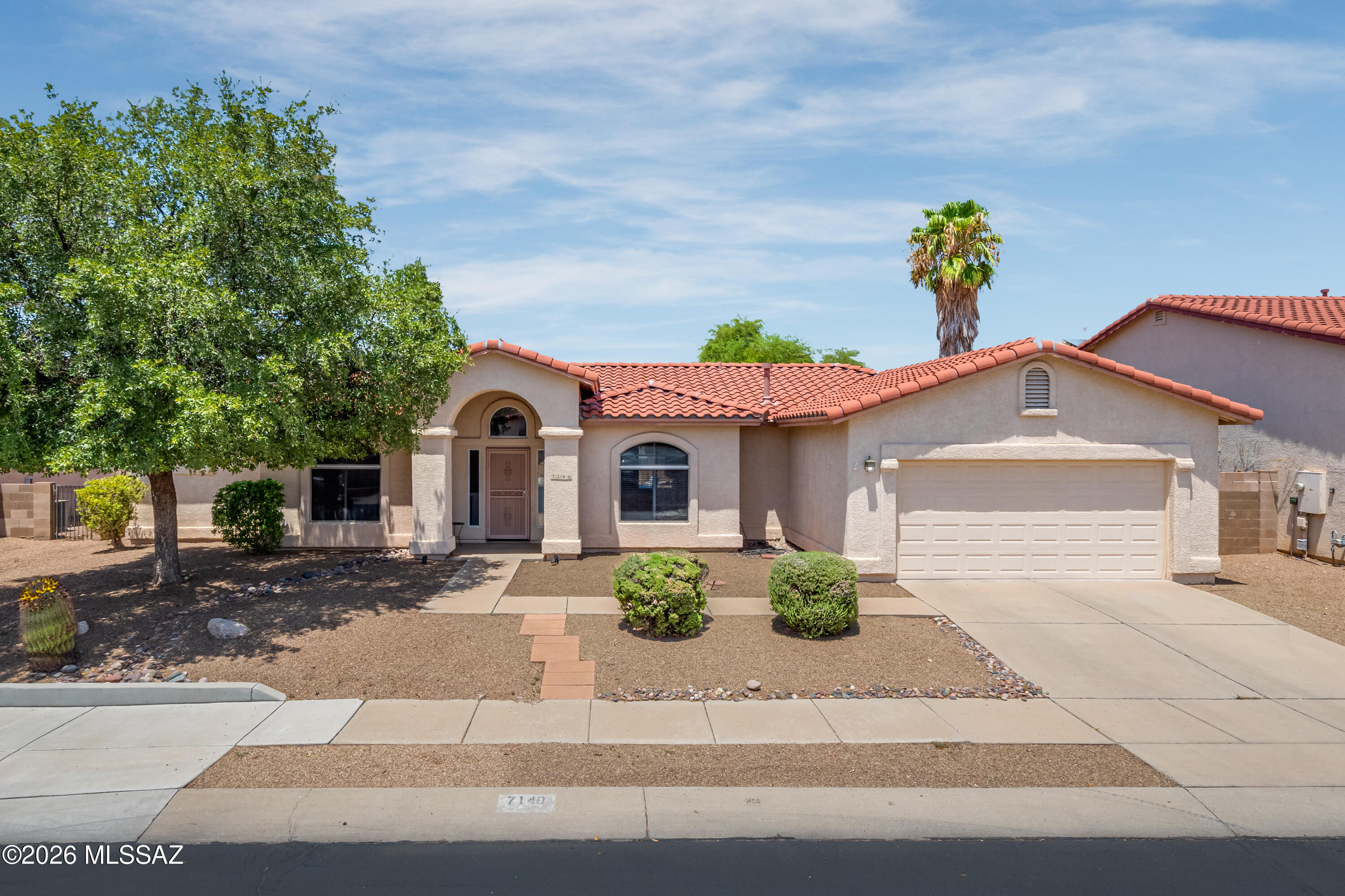 7140 W Maple Ridge Drive — photo
